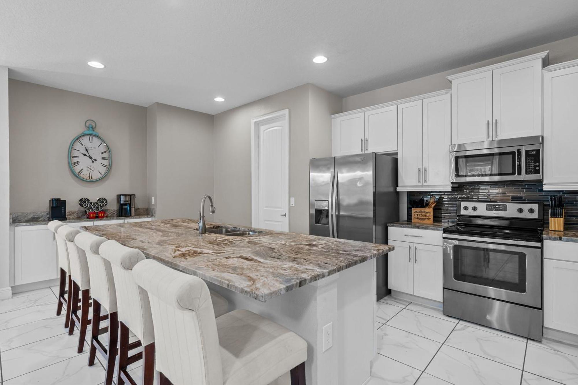 8 Bedrooms- 8 Bathrooms- Encore 7714fd Orlando