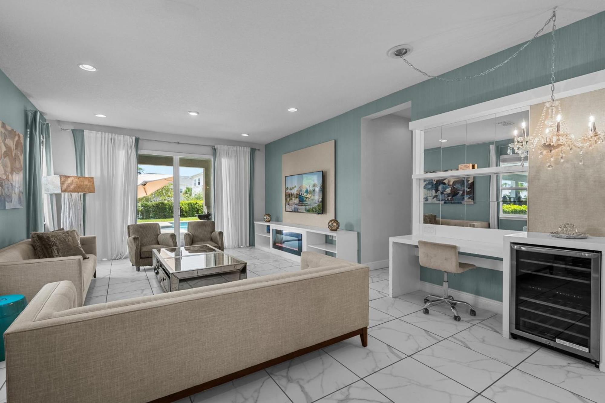 8 Bedrooms- 8 Bathrooms- Encore 7714fd Orlando