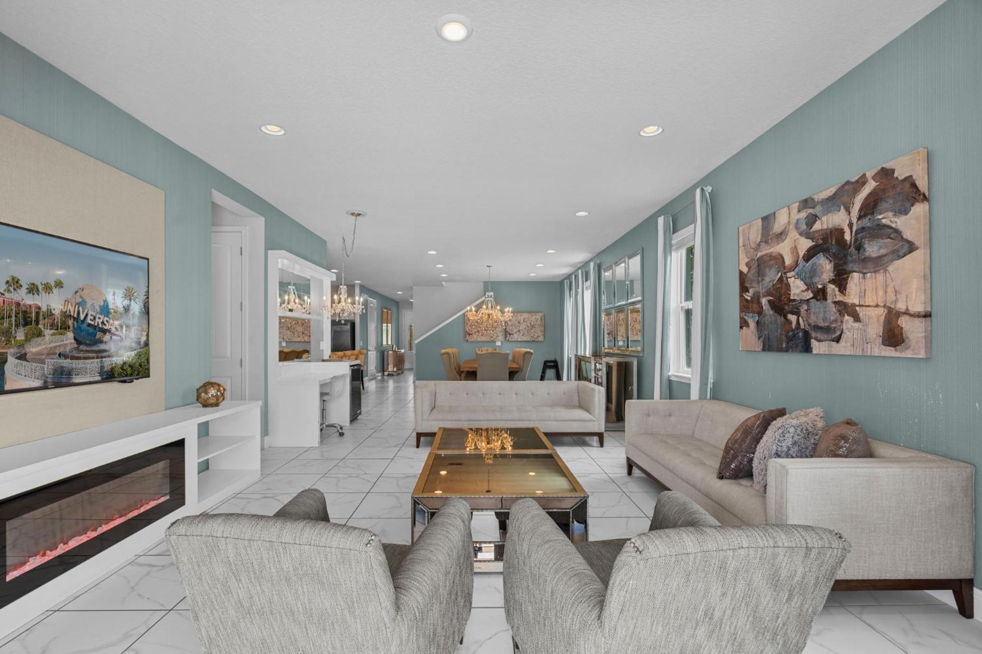 8 Bedrooms- 8 Bathrooms- Encore 7714fd