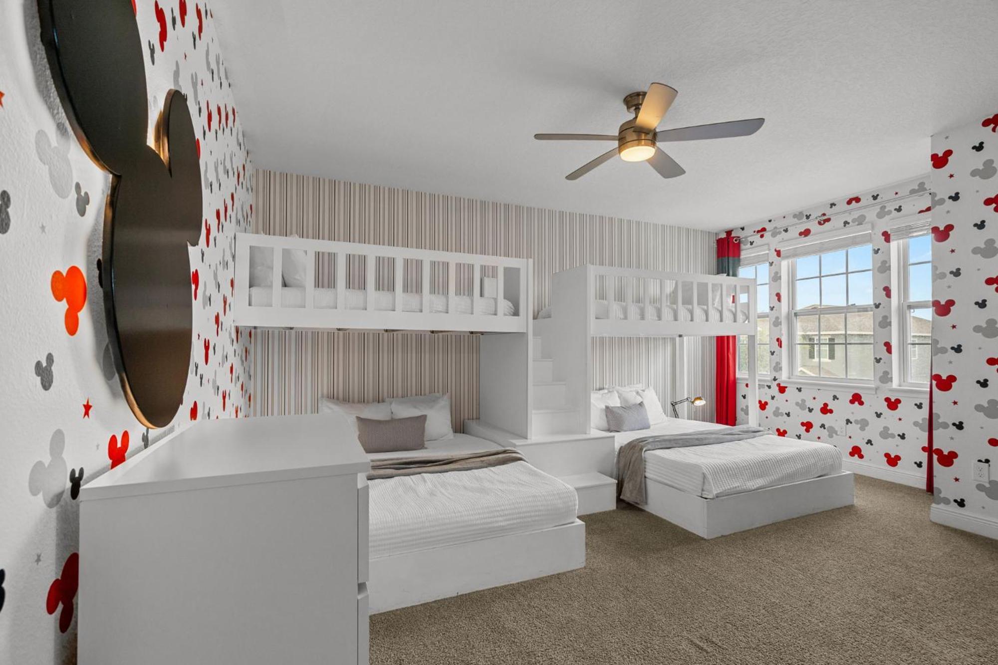 8 Bedrooms- 8 Bathrooms- Encore 7714fd *