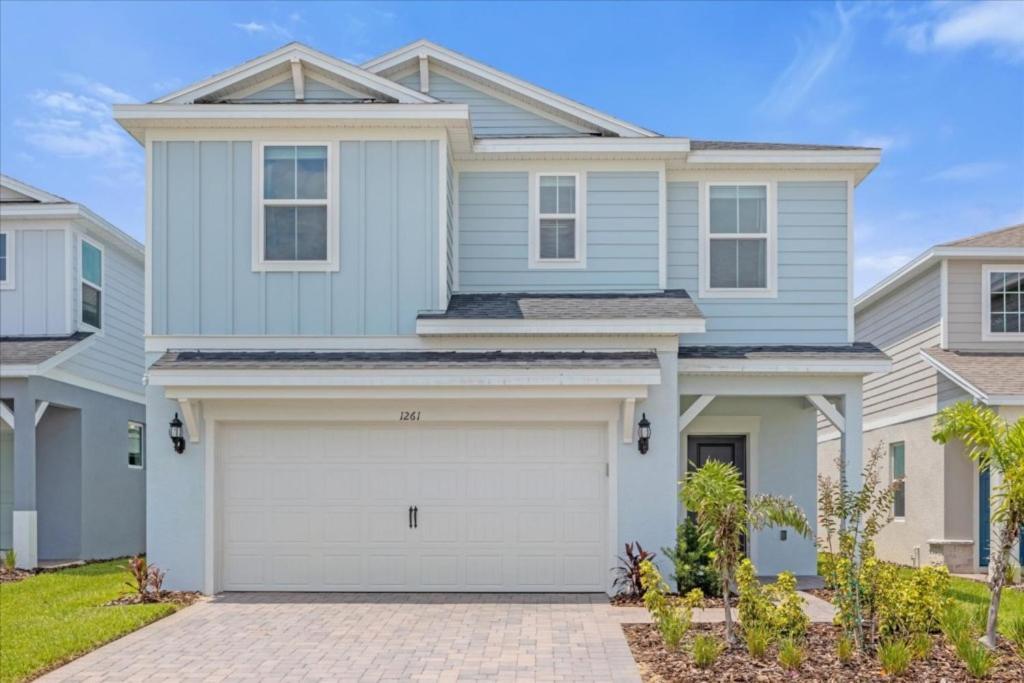 7 Bedrooms- 5,5 Bathrooms- Windsor Cay 1261 Er * Orlando