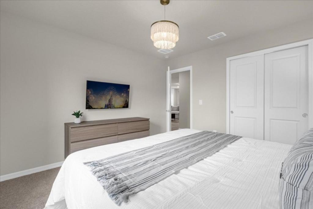 7 Bedrooms- 5,5 Bathrooms- Windsor Cay 1261 Er Holiday home *
