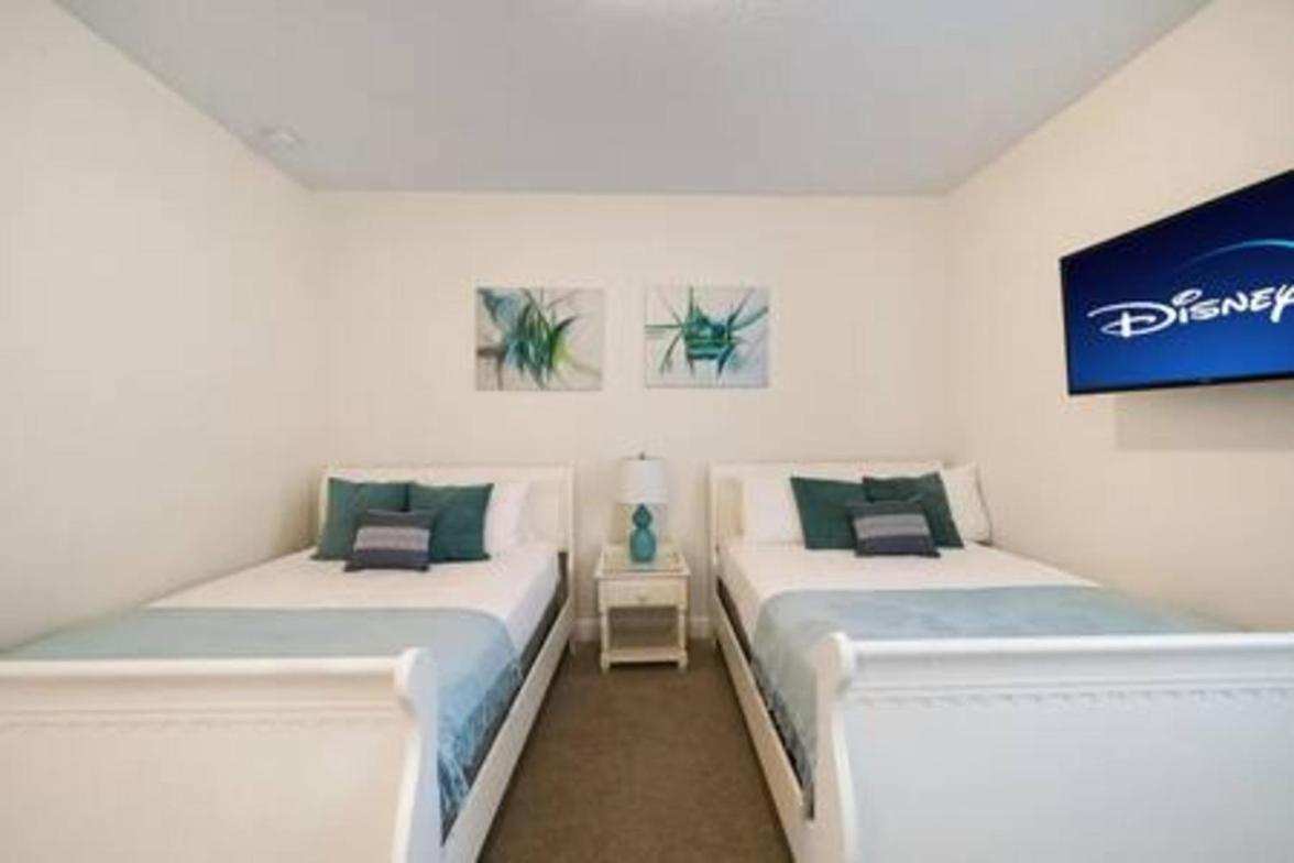 Fantastic With Heated Pool Bbq Grill Holiday home Orlando