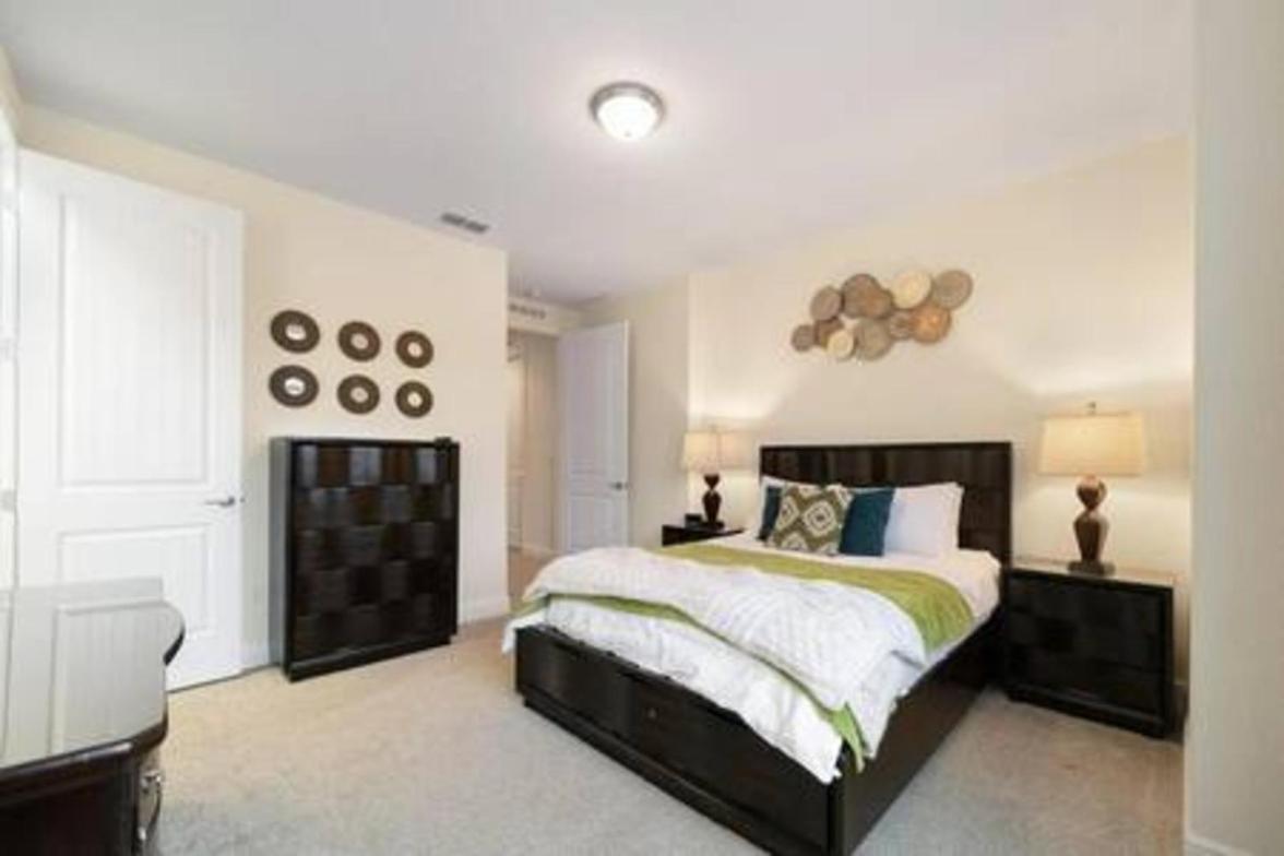 Holiday home Fantastic With Heated Pool Bbq Grill