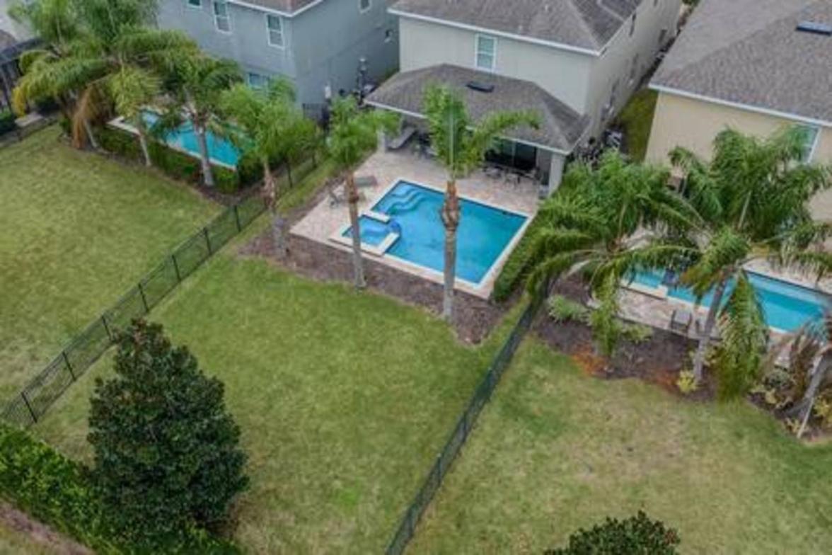 Fantastic With Heated Pool Bbq Grill *
