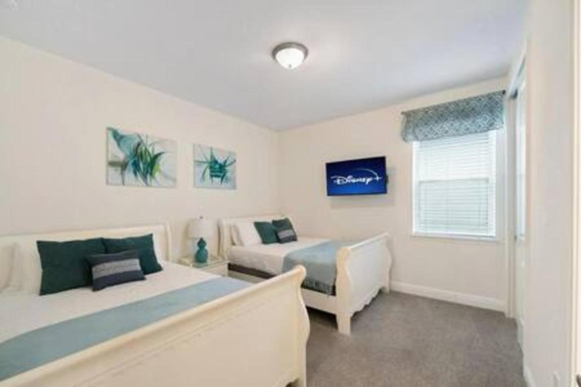 Fantastic With Heated Pool Bbq Grill