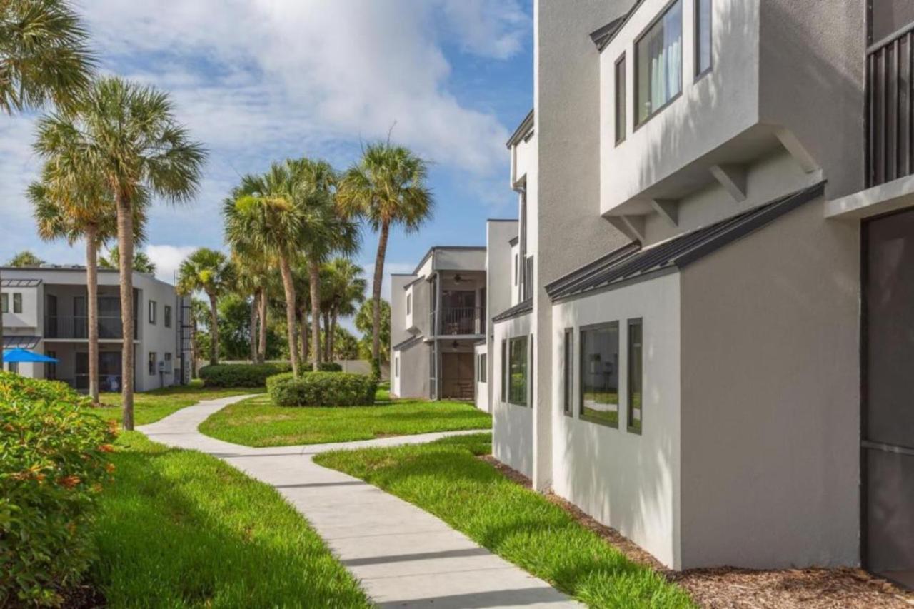 Diamond - Orbit One Vacation Villas- 2bd Orlando