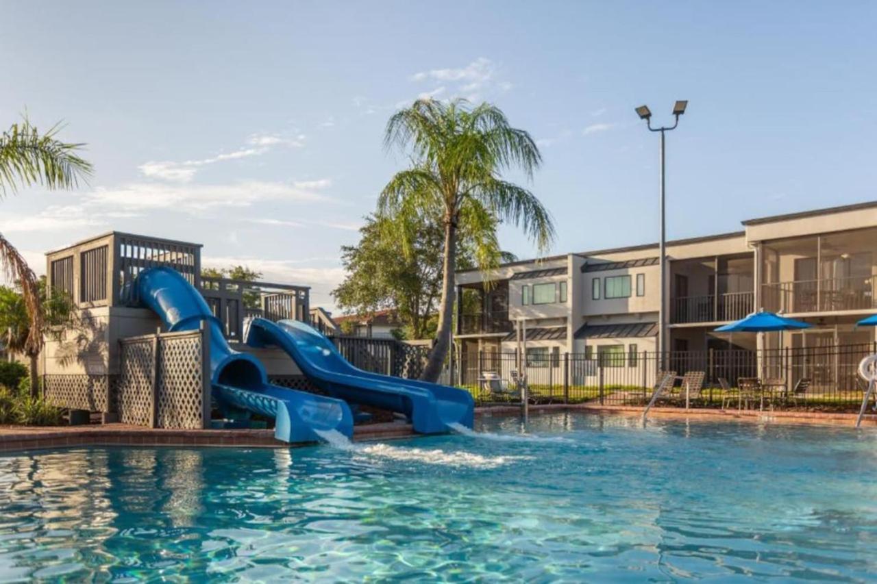 Diamond - Orbit One Vacation Villas- 2bd *
