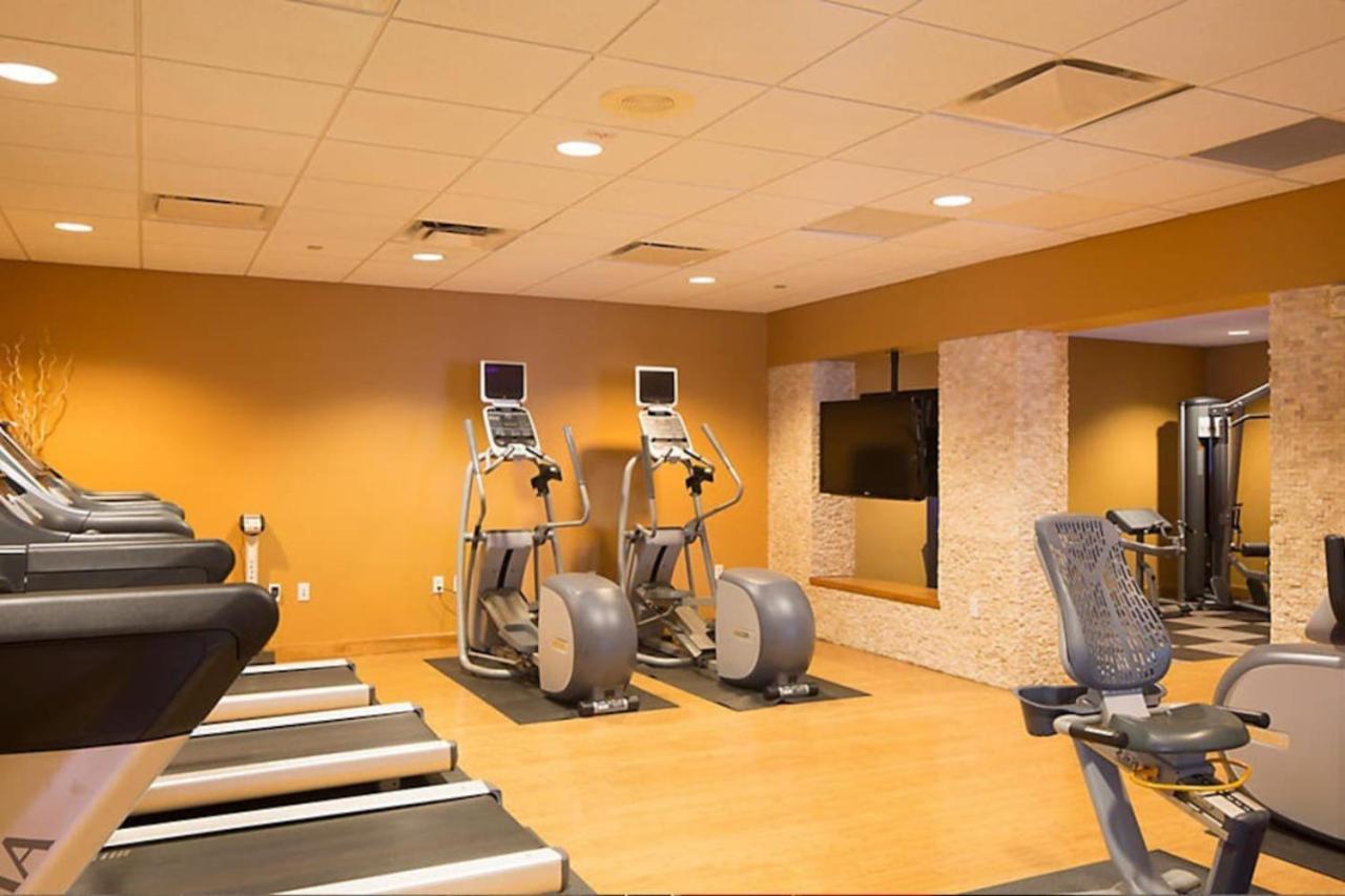 Take The Family To In Great 2bd In A Setting With Tons Of Amenities Orlando