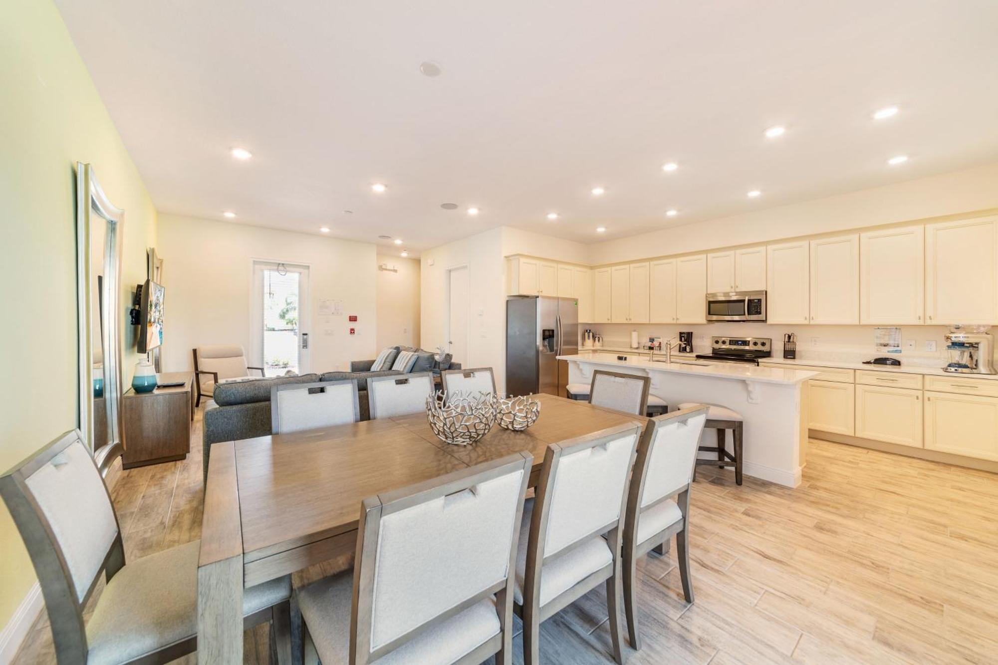 Spacious With Private Pool Near With Margaritaville Access - 8009su Orlando