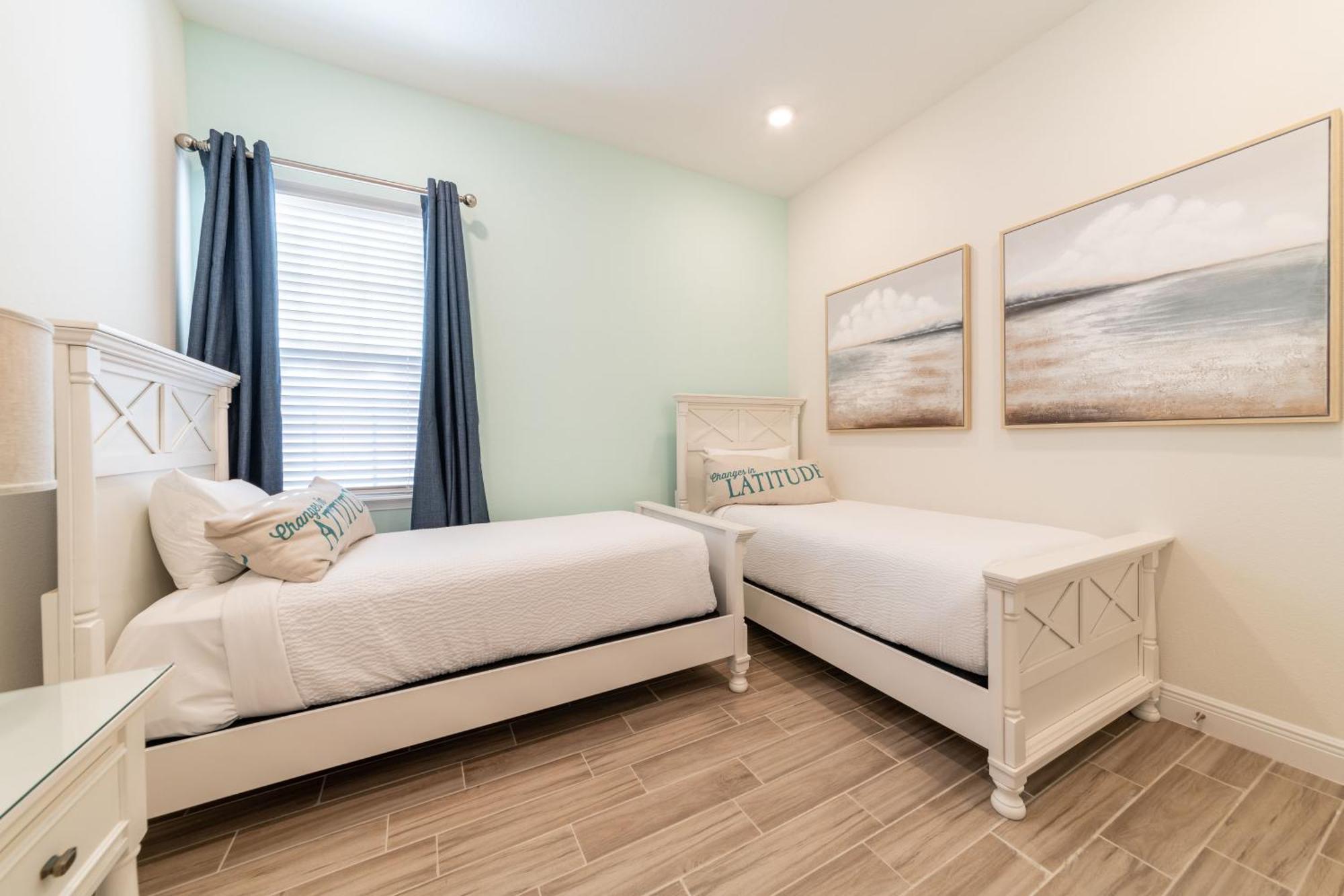 Waterfront With Private Pool Near And Margaritaville Access - 7985su Orlando