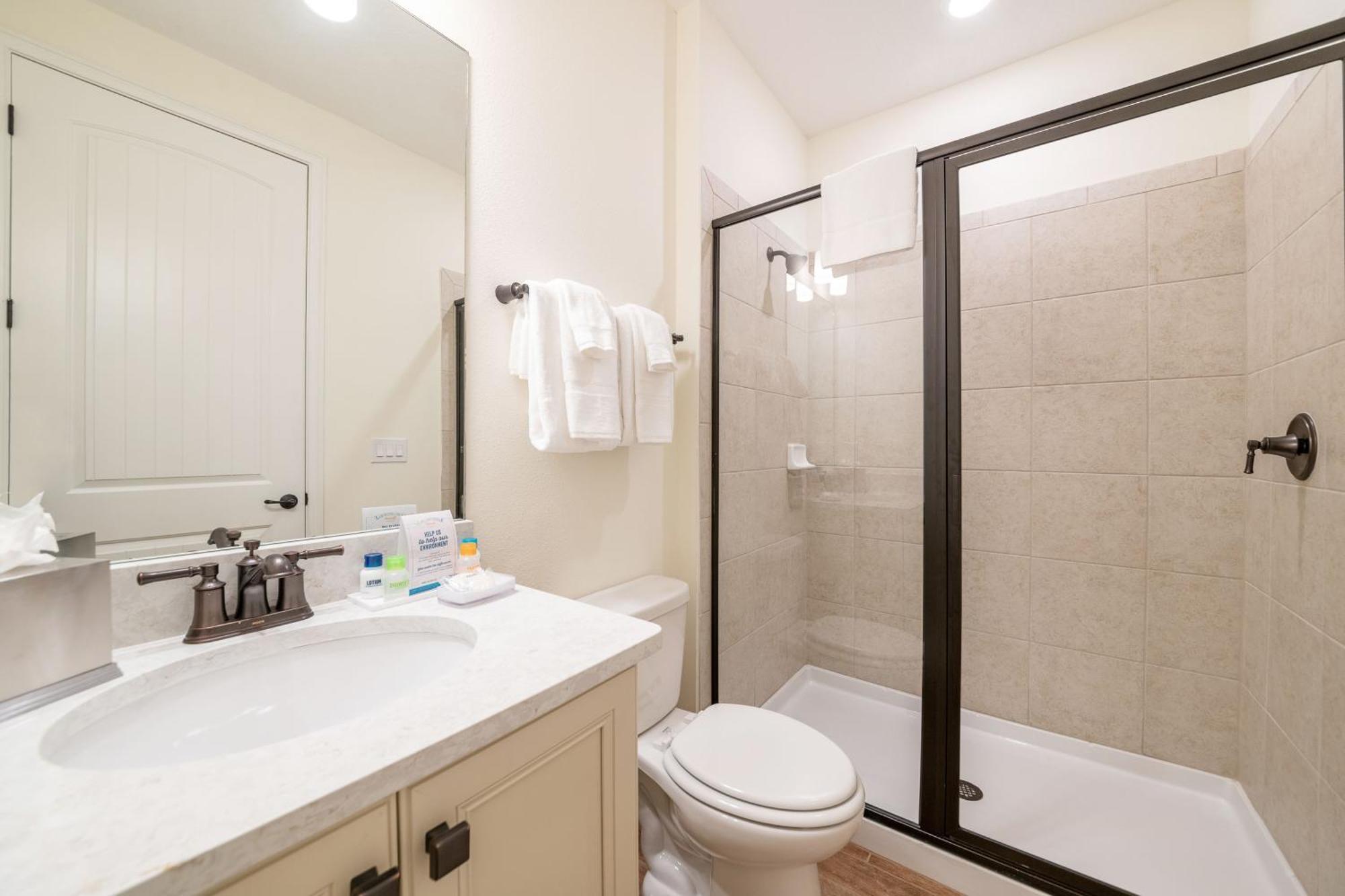Darling Five Bedroom Near With Margaritaville Access - 2974la