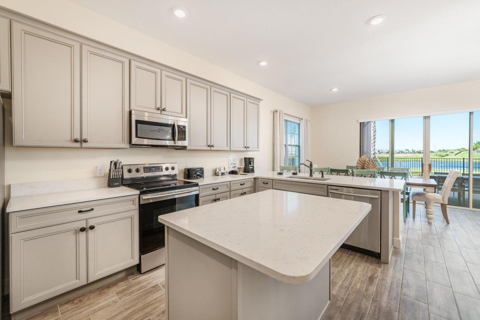 Amazing Near With Private Pool Margaritaville Access - 3060ph