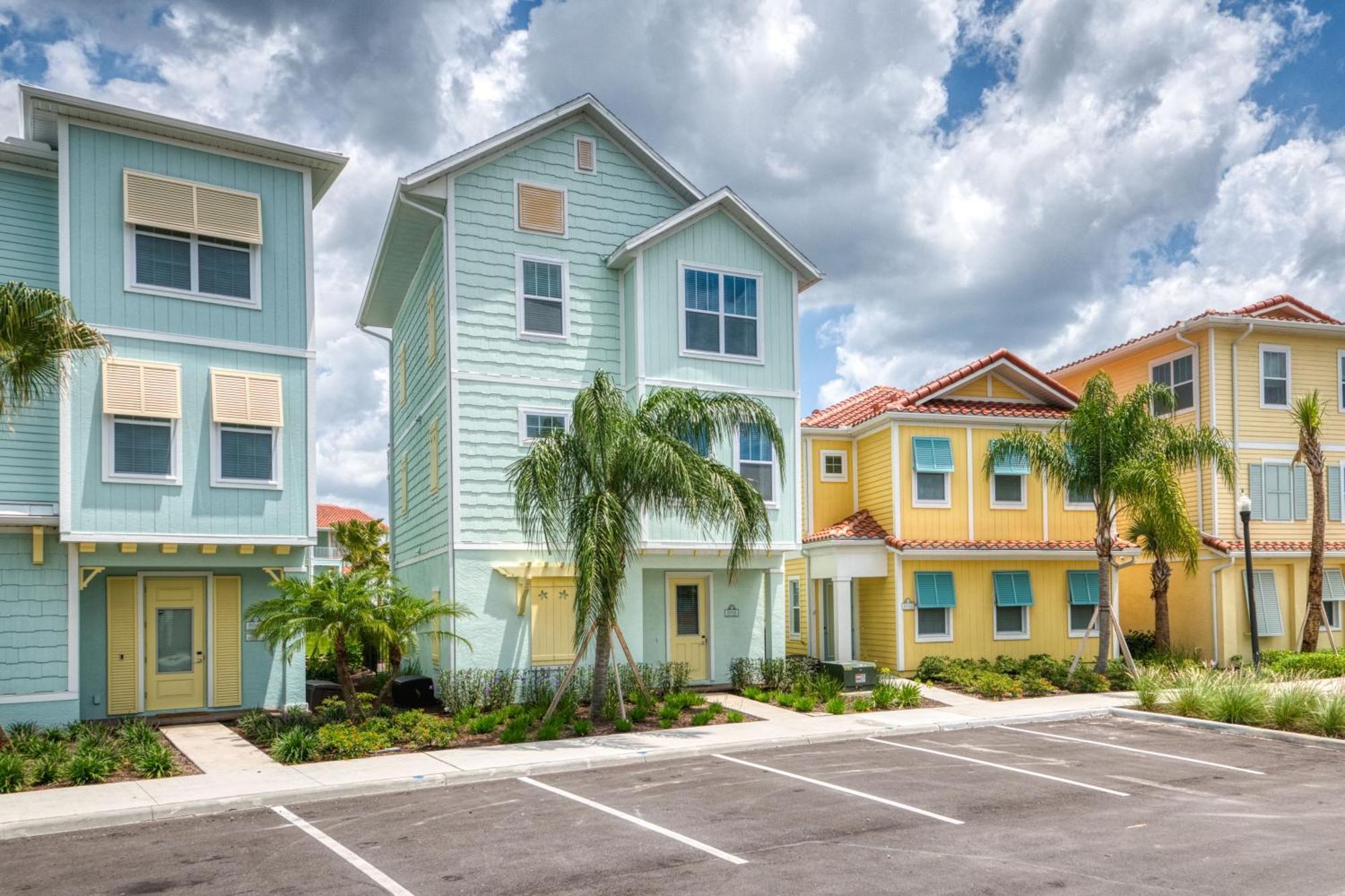 Bon Voyage With Private Pool Near With Margaritaville Access - 8045su Holiday home *