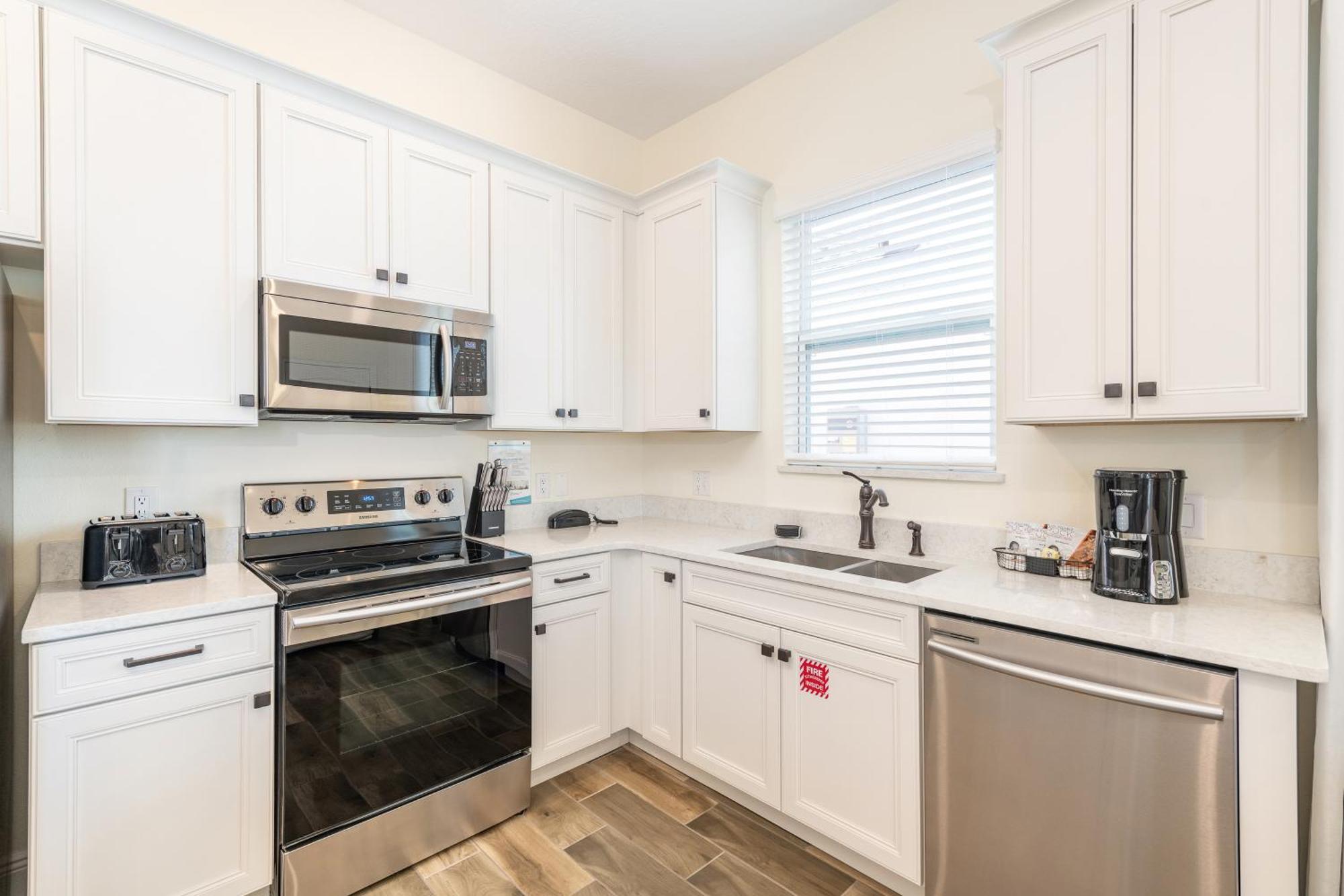 Coral Near With Margaritaville Access - 8063kd Holiday home *