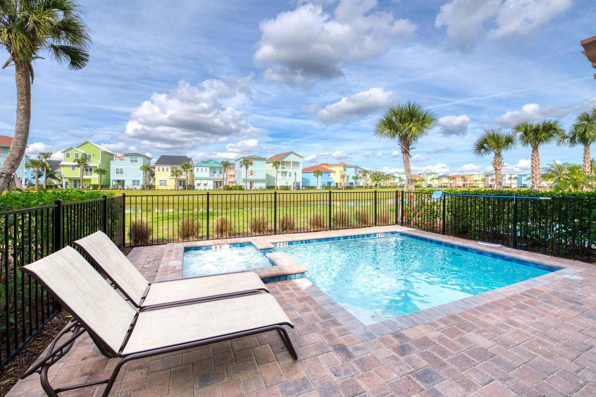 A Wave From It With Private Pool Near And Margaritaville Access - 8039su Orlando