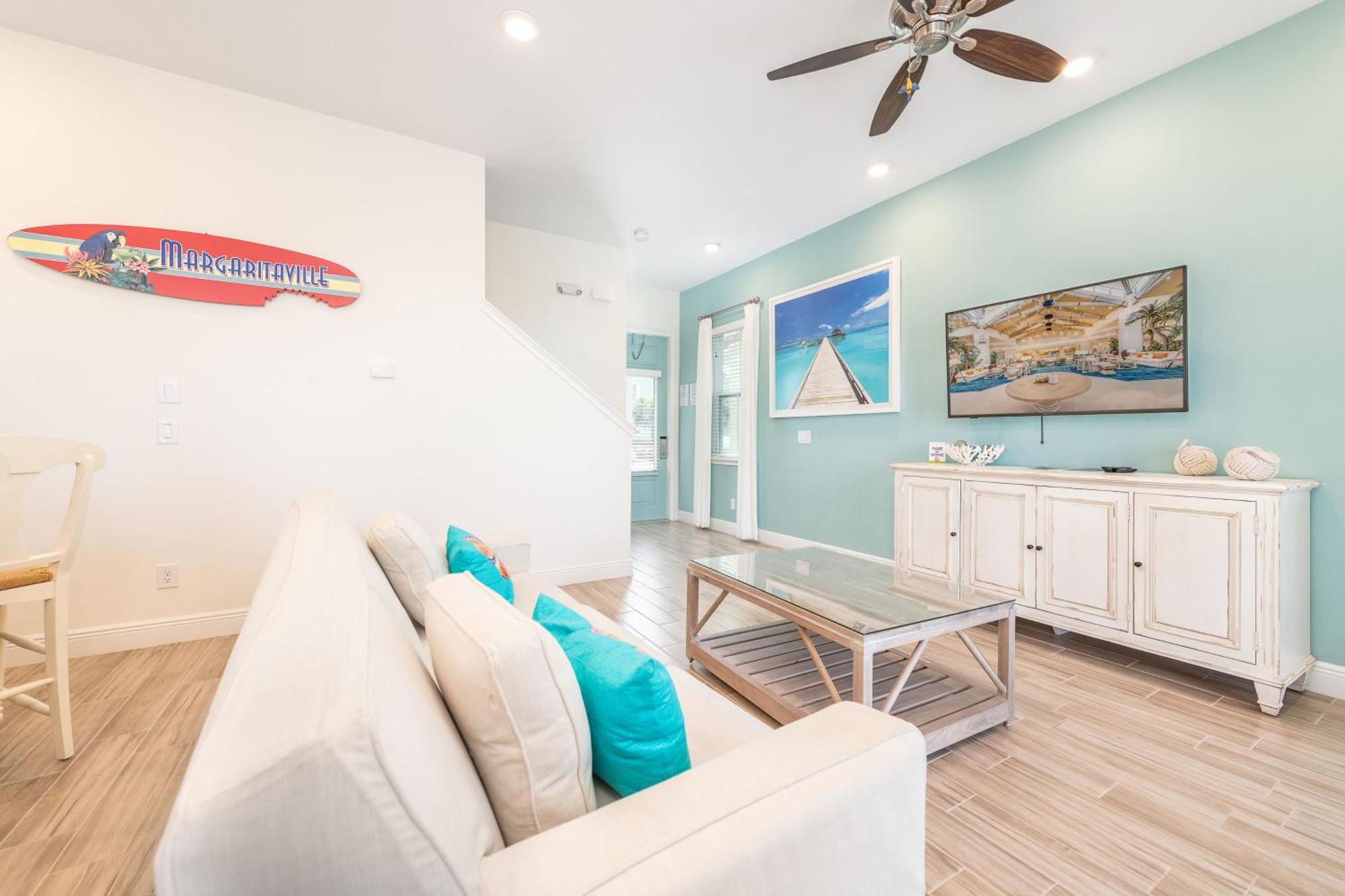 Holiday home A Wave From It With Private Pool Near And Margaritaville Access - 8039su