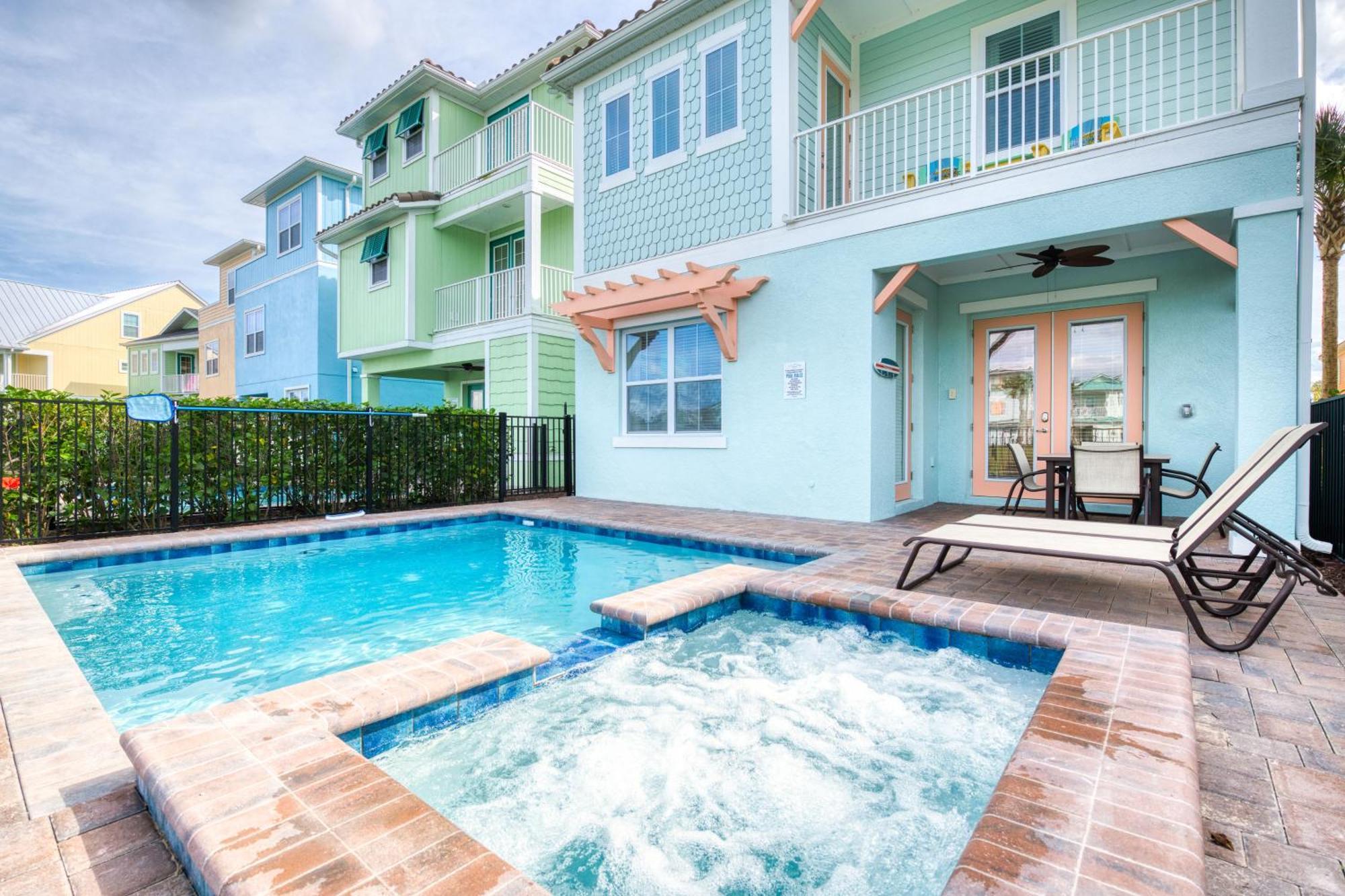 A Wave From It With Private Pool Near And Margaritaville Access - 8039su