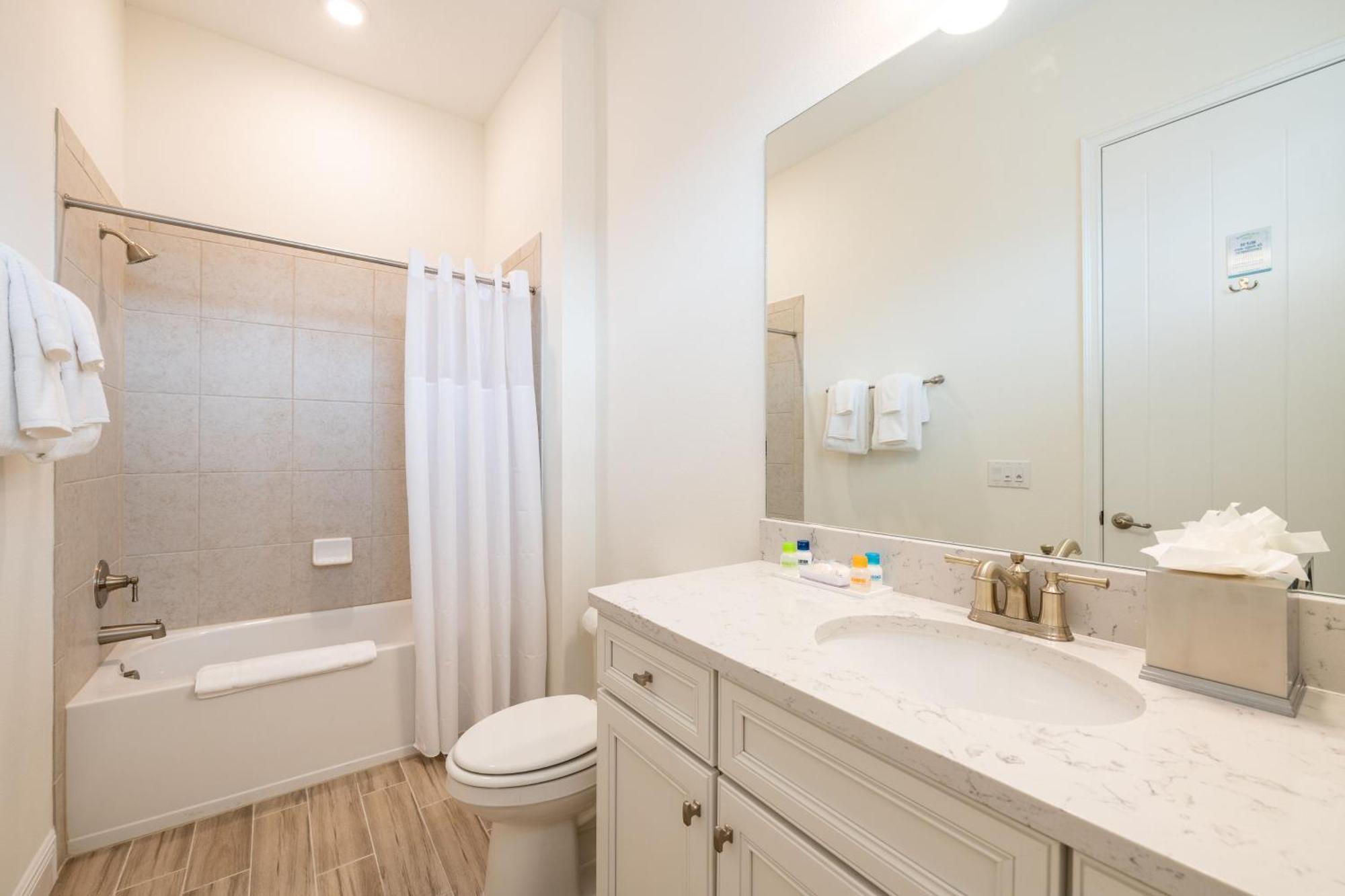 Sanderella Castle! Premium Near With Private Hot Tub Margaritaville Access - 3037sp *