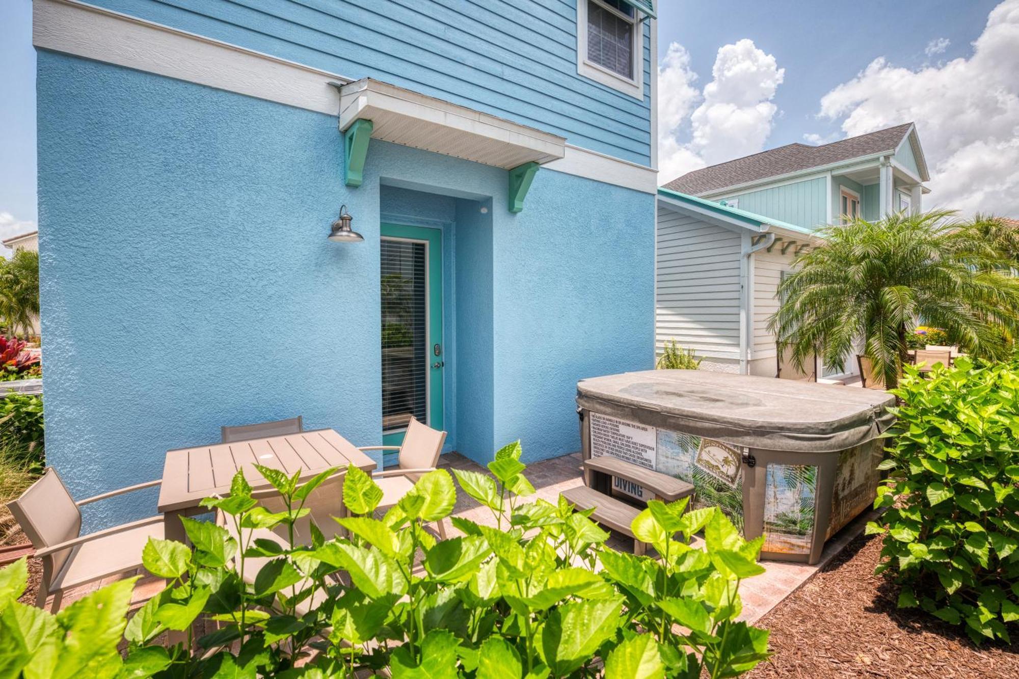 Sanderella Castle! Premium Near With Private Hot Tub Margaritaville Access - 3037sp