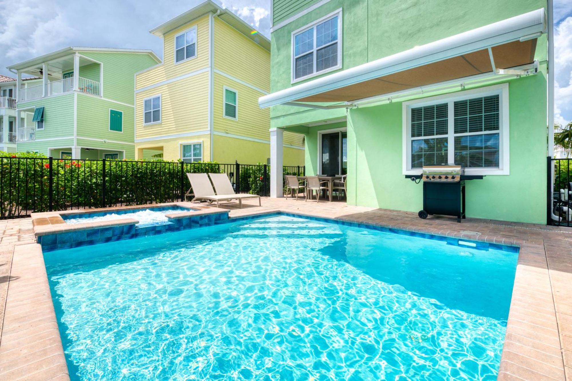 Toes In The Water With Private Pool Near And Margaritaville Access - 8008sh Holiday home