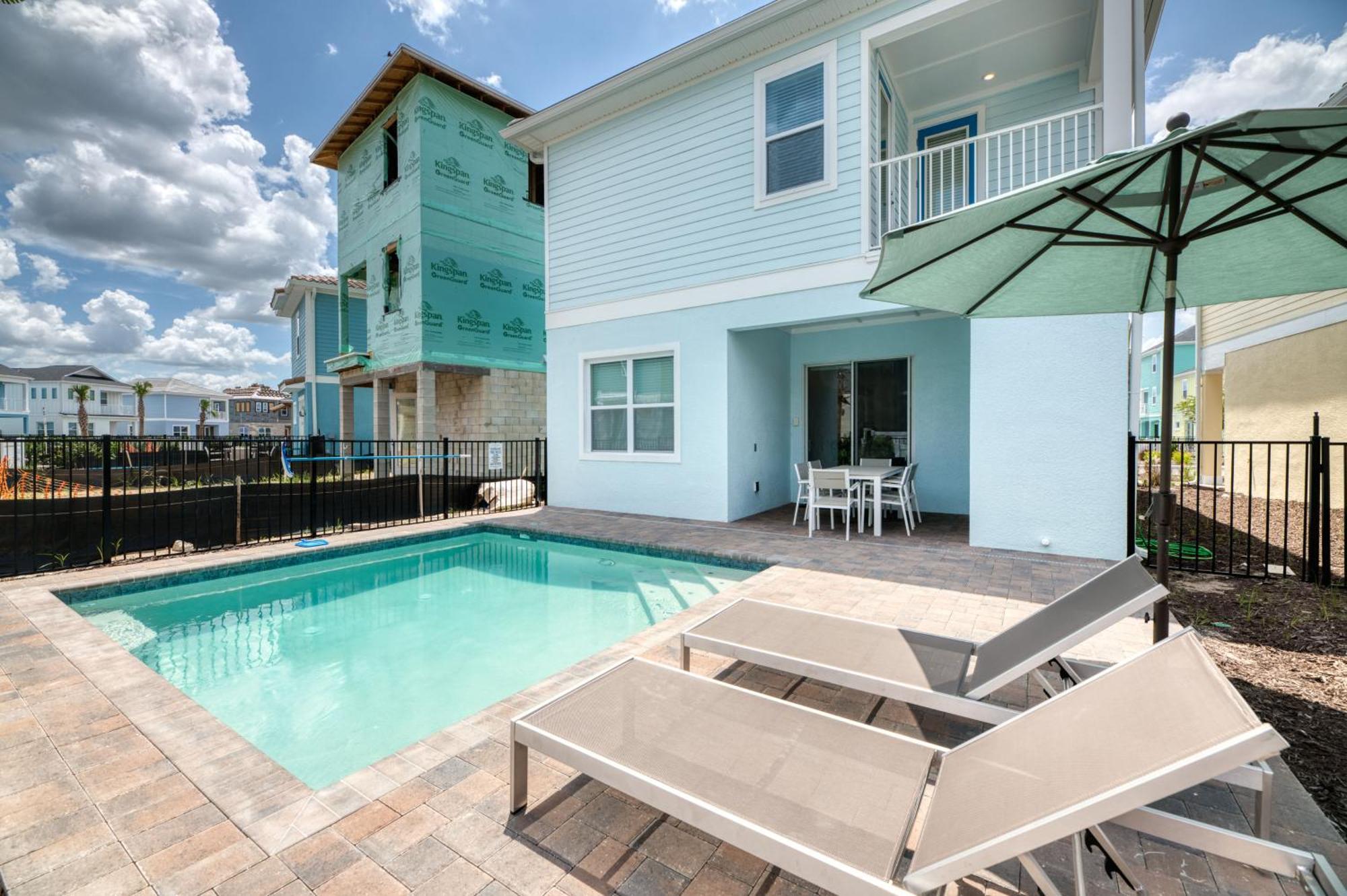 Sky Blue With Private Pool Near With Margaritaville Access - 8045kd Holiday home