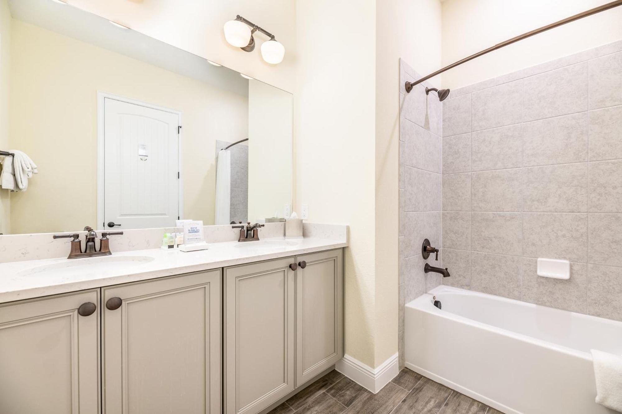Comfy Near With Private Pool Margaritaville Access - 2926sr