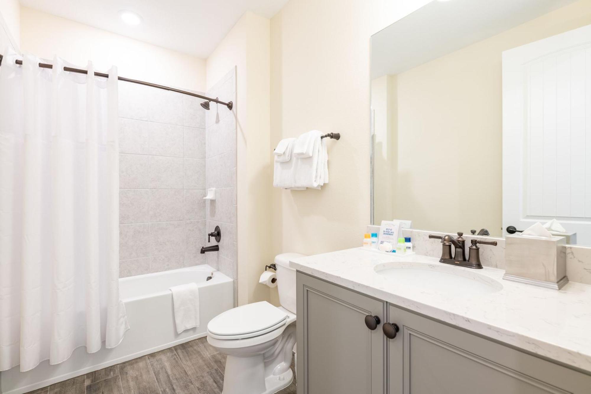 Cozy With Private Pool Near With Margaritaville Access - 8036st Holiday home *