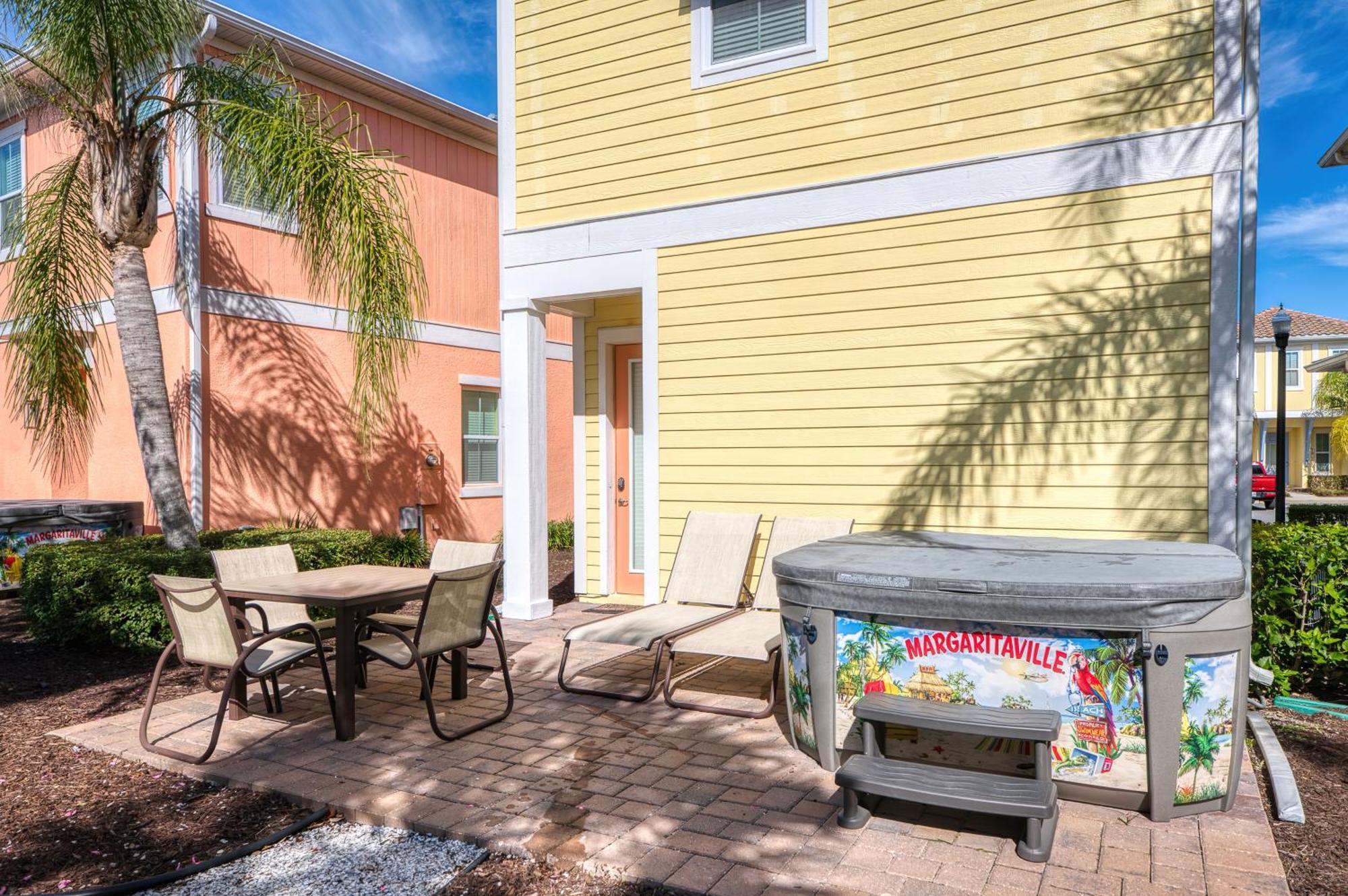 Holiday home Inviting With Private Hot Tub Near With Margaritaville Access - 8072dr Orlando