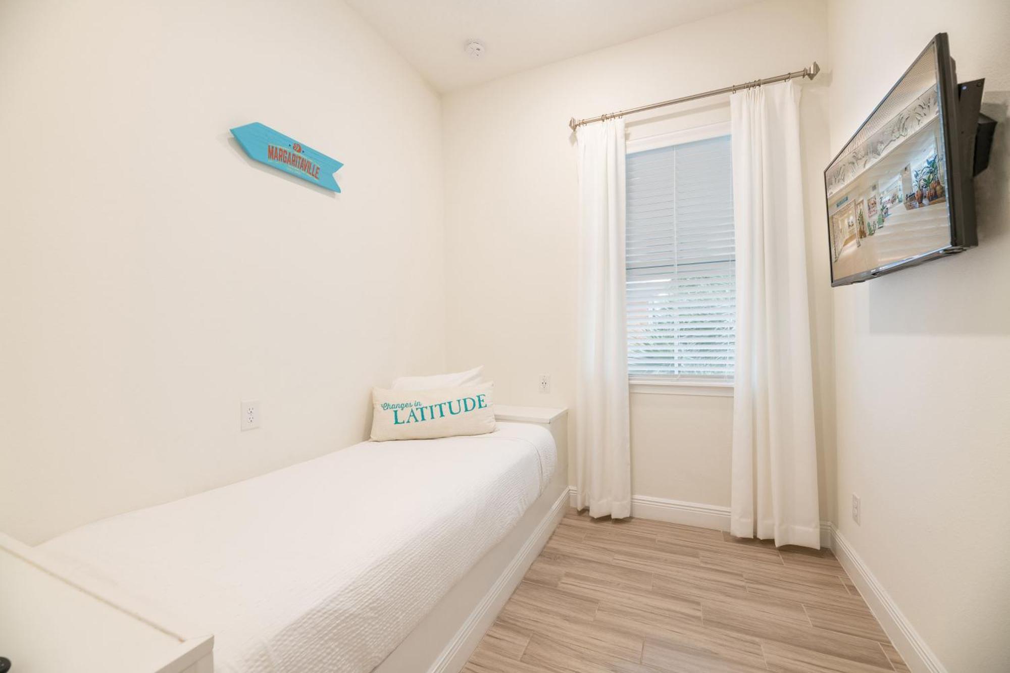 Vivid Near With Margaritaville Access - 8020ff Holiday home Orlando