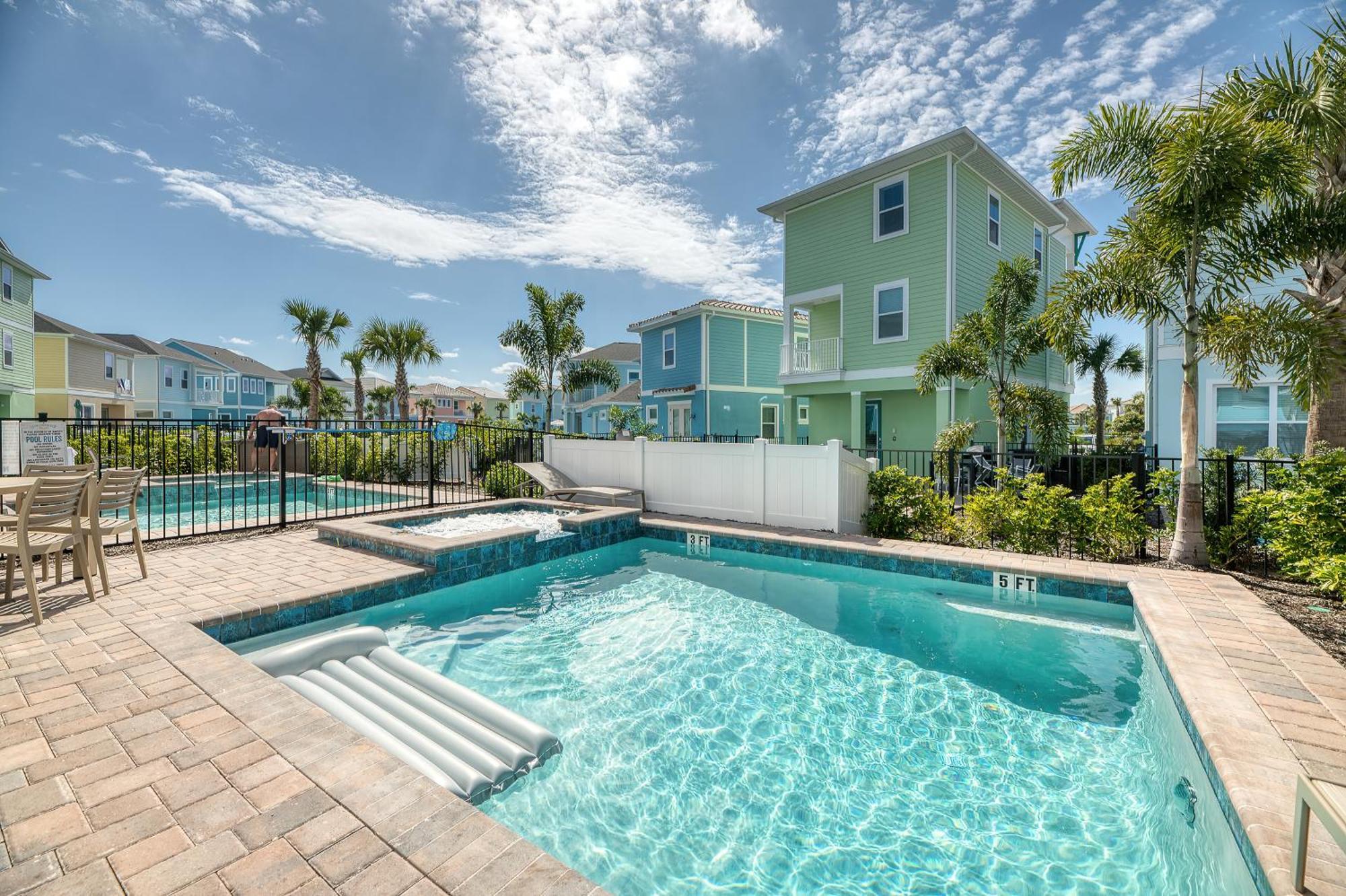 Refreshing Blue Near With Private Pool Margaritaville Access - 2942sr