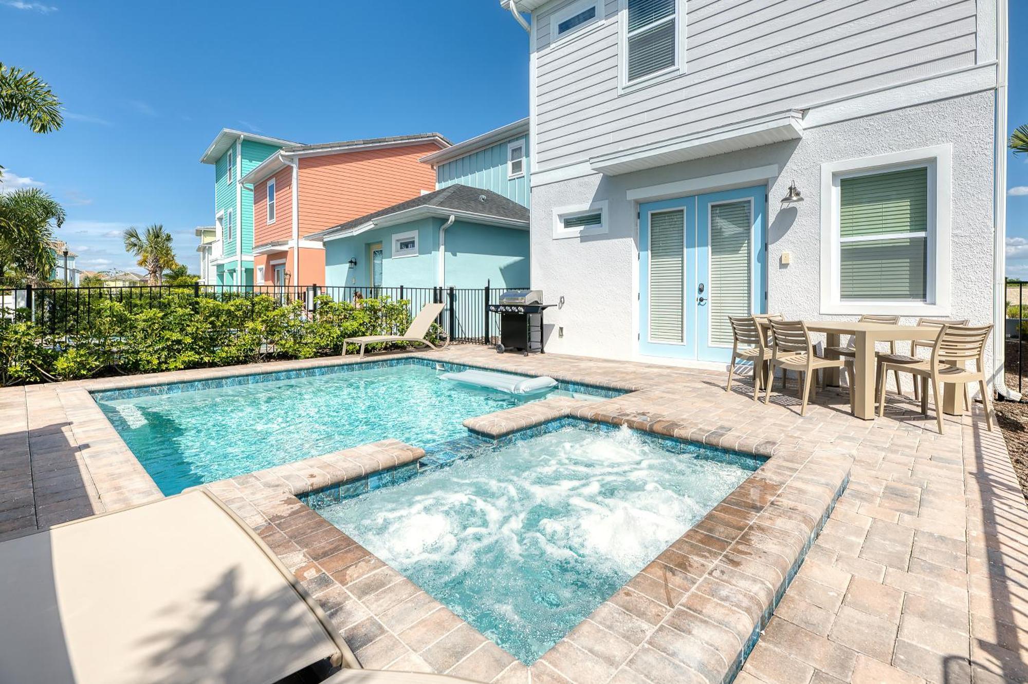 Refreshing Blue Near With Private Pool Margaritaville Access - 2942sr Holiday home