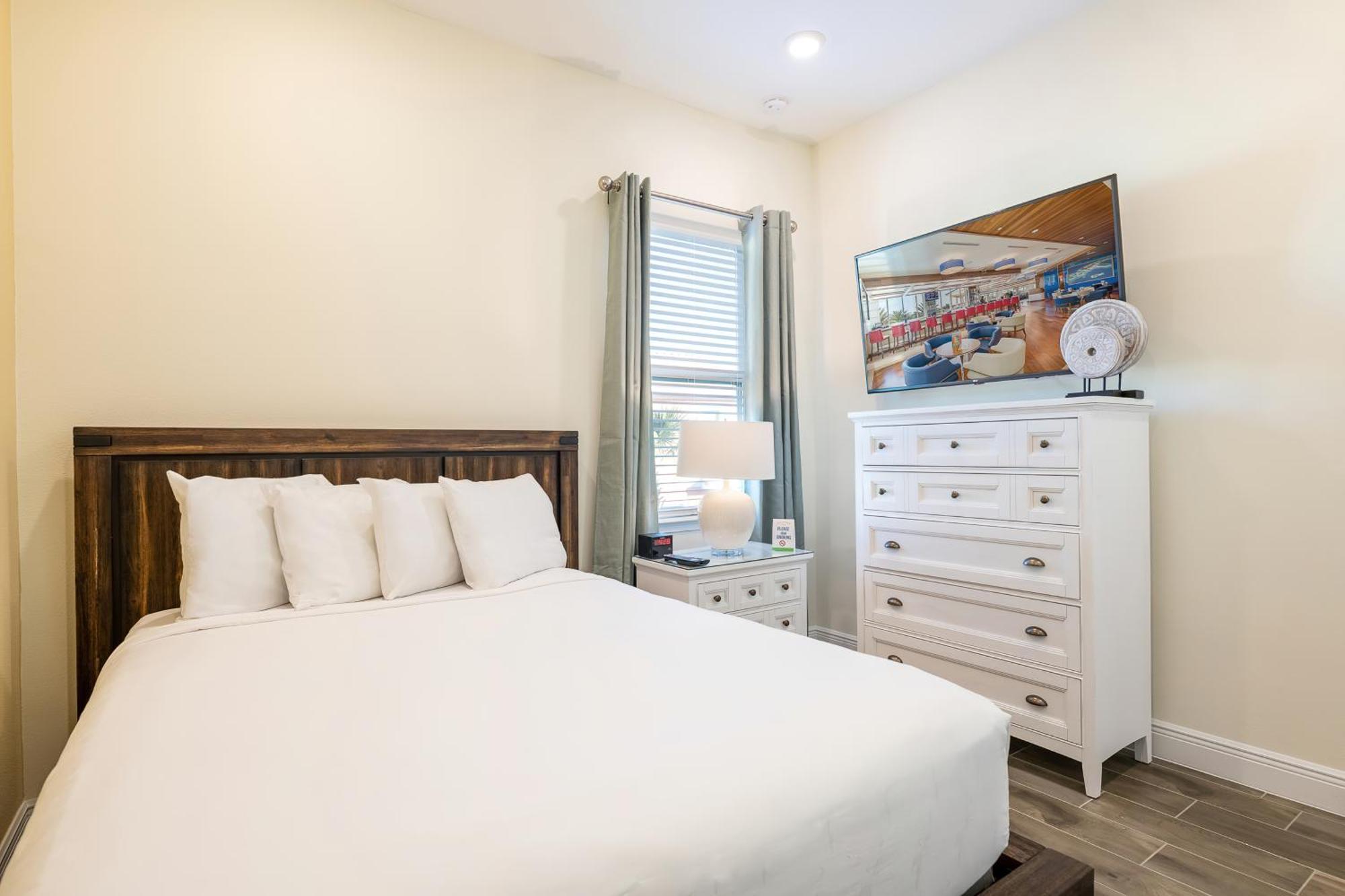 Charming With Private Pool Near With Margaritaville Access - 8049kd Holiday home