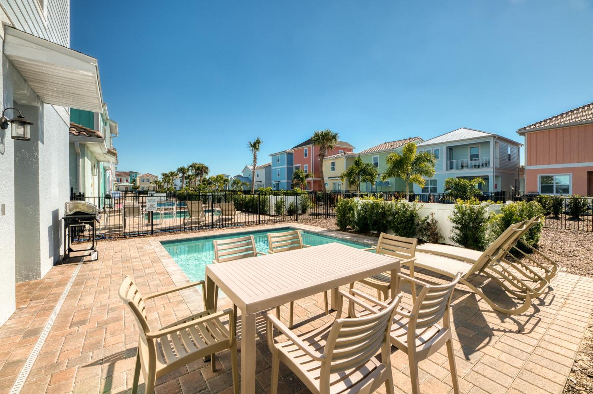 Cozy With Private Pool Near With Margaritaville Access - 8036st Holiday home