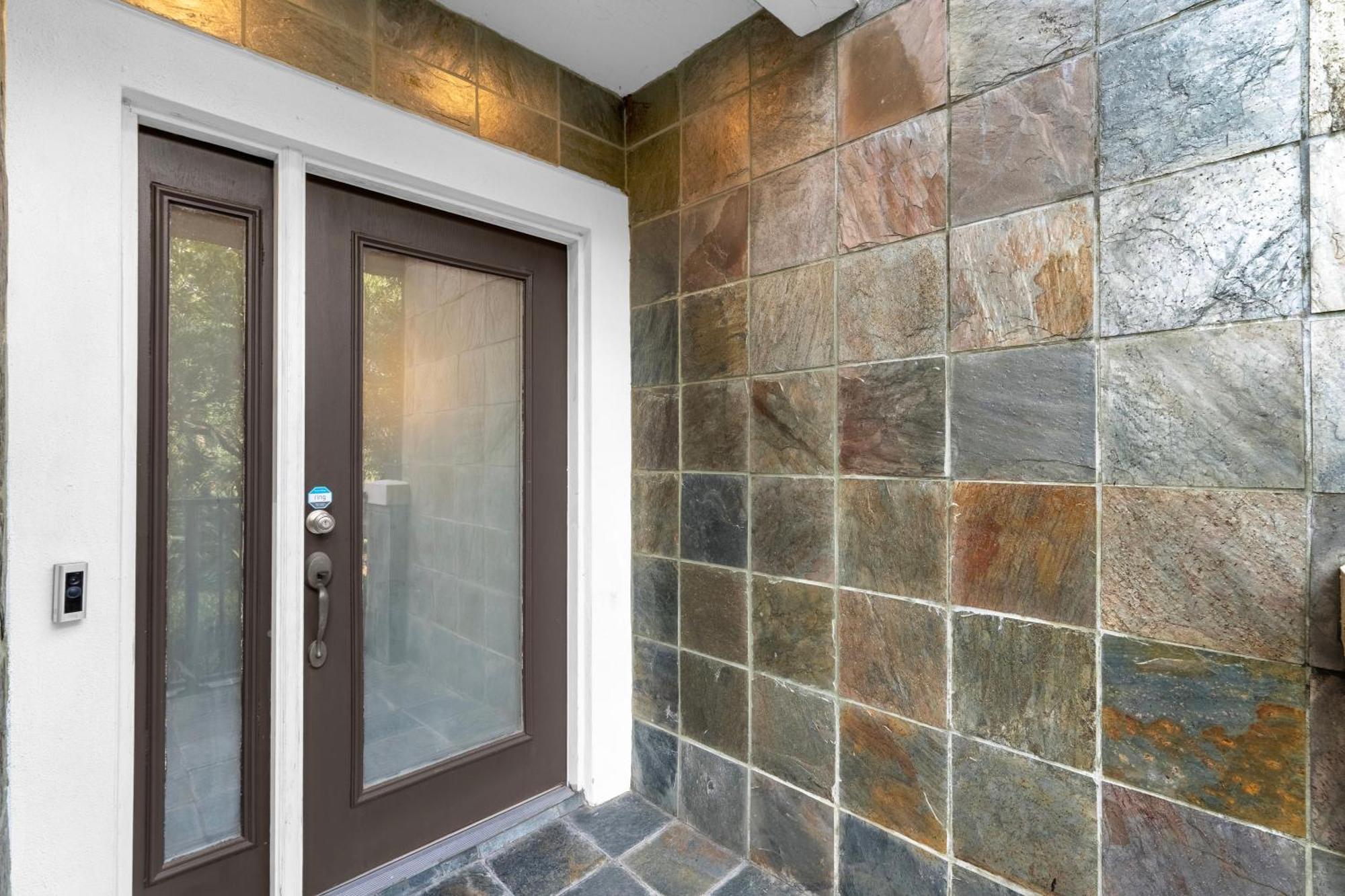 Holiday home 4br Family Townhouse In - With Pool, Gym, Games, & Jacuzzi