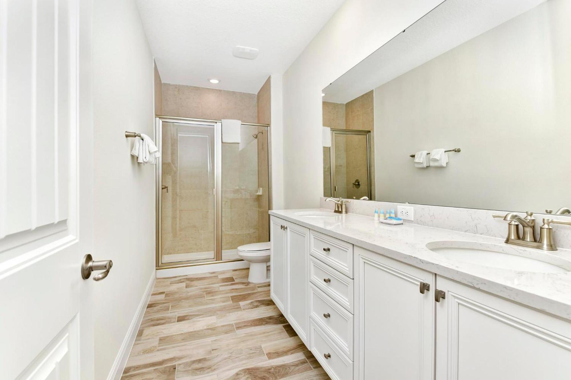 Spacious Near With Margaritaville Access - 2938cl Orlando