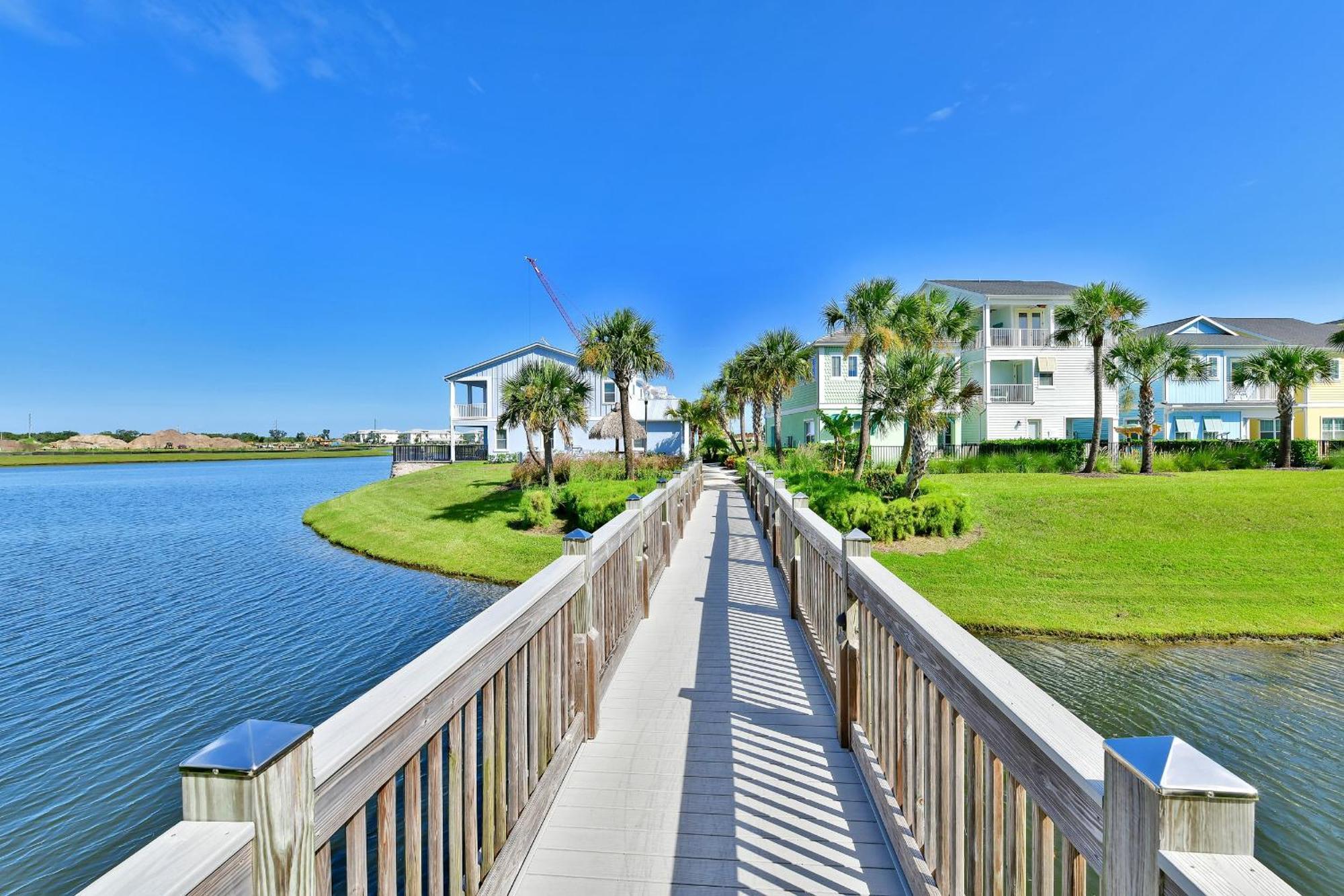 Beautiful Waterfront Near With Private Pool Margaritaville Access - 3024ph Holiday home *