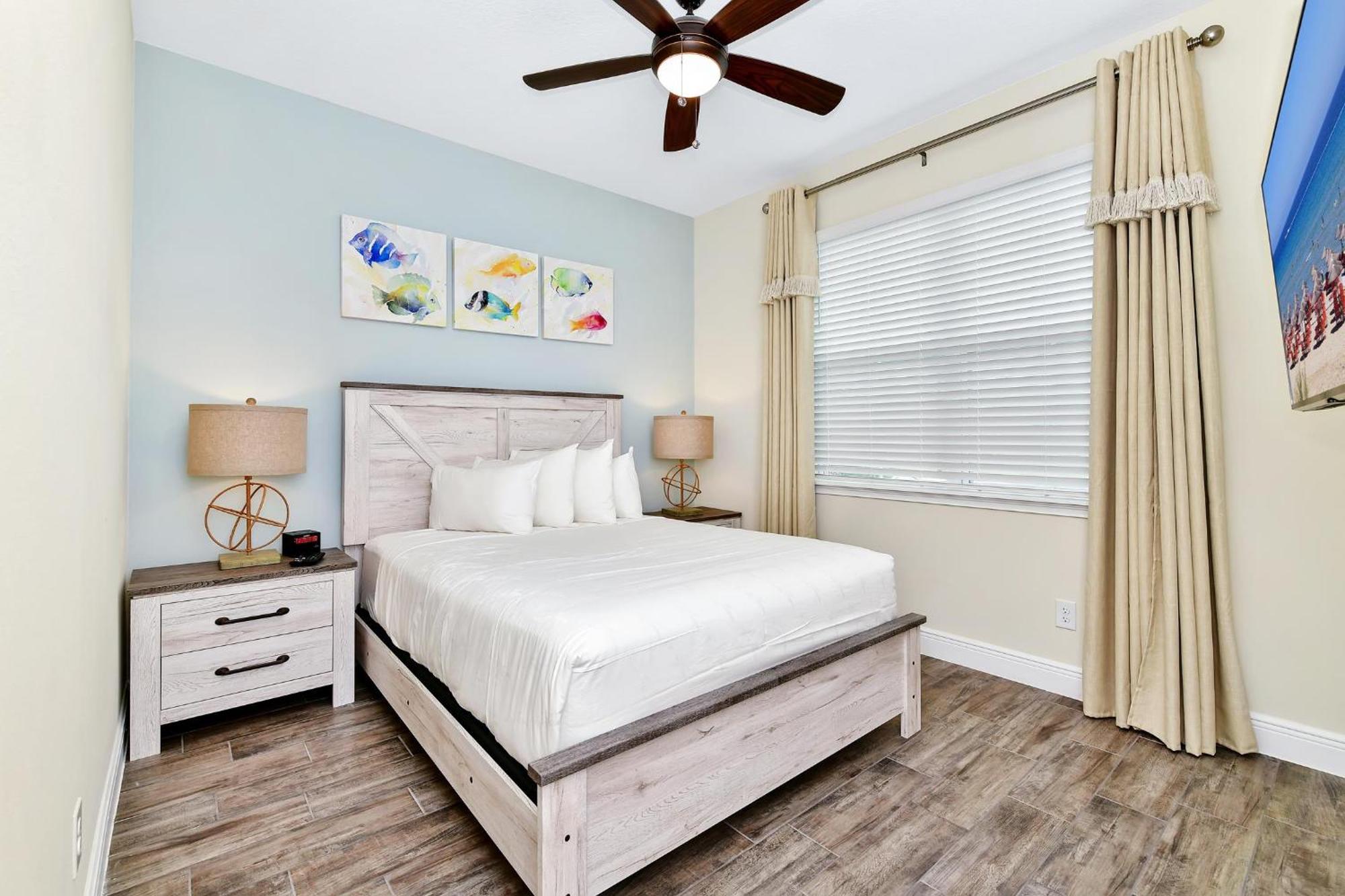 Sunny Near With Margaritaville Access - 8111cp