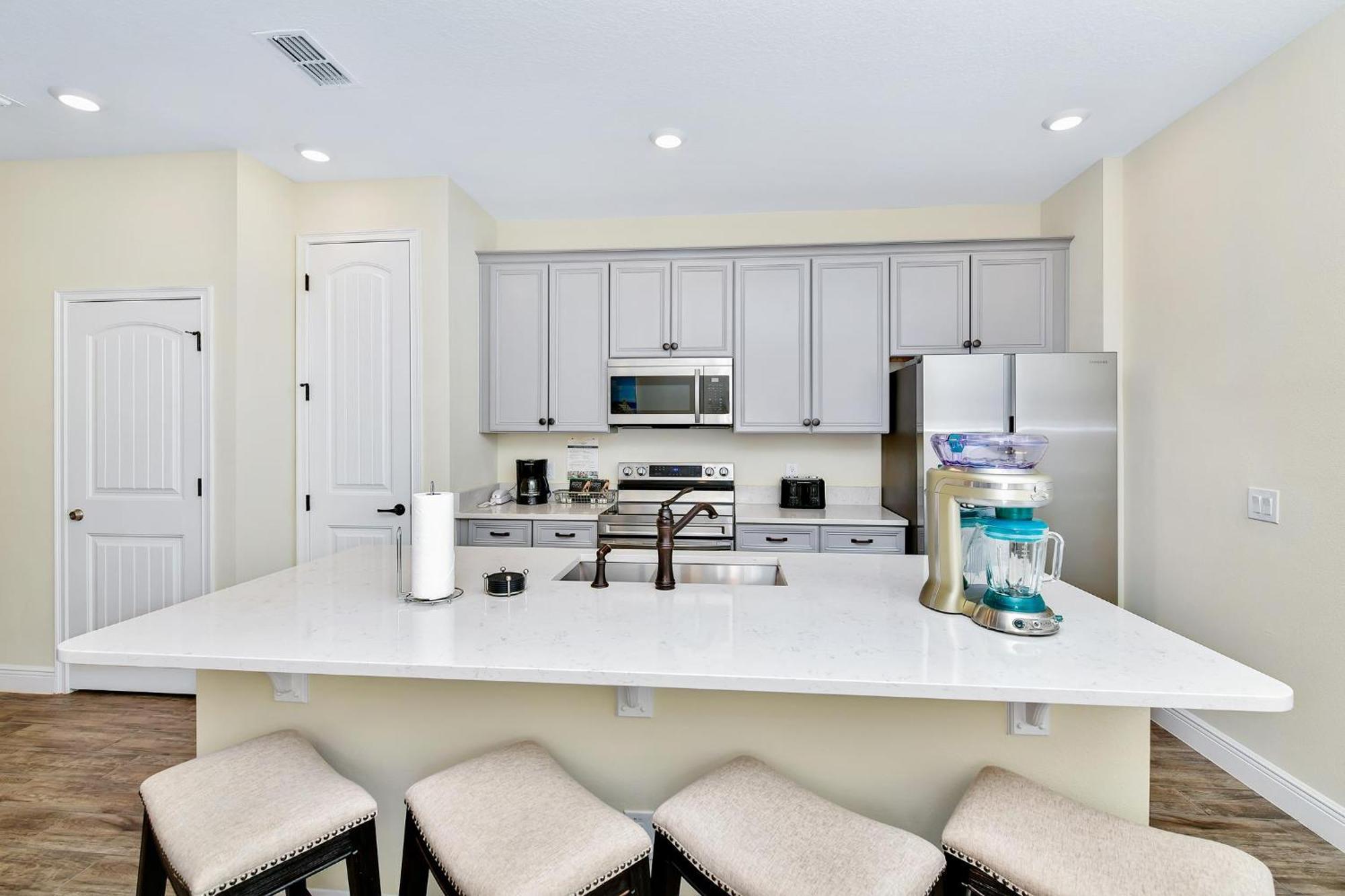 Sunny Near With Margaritaville Access - 8111cp Villa *