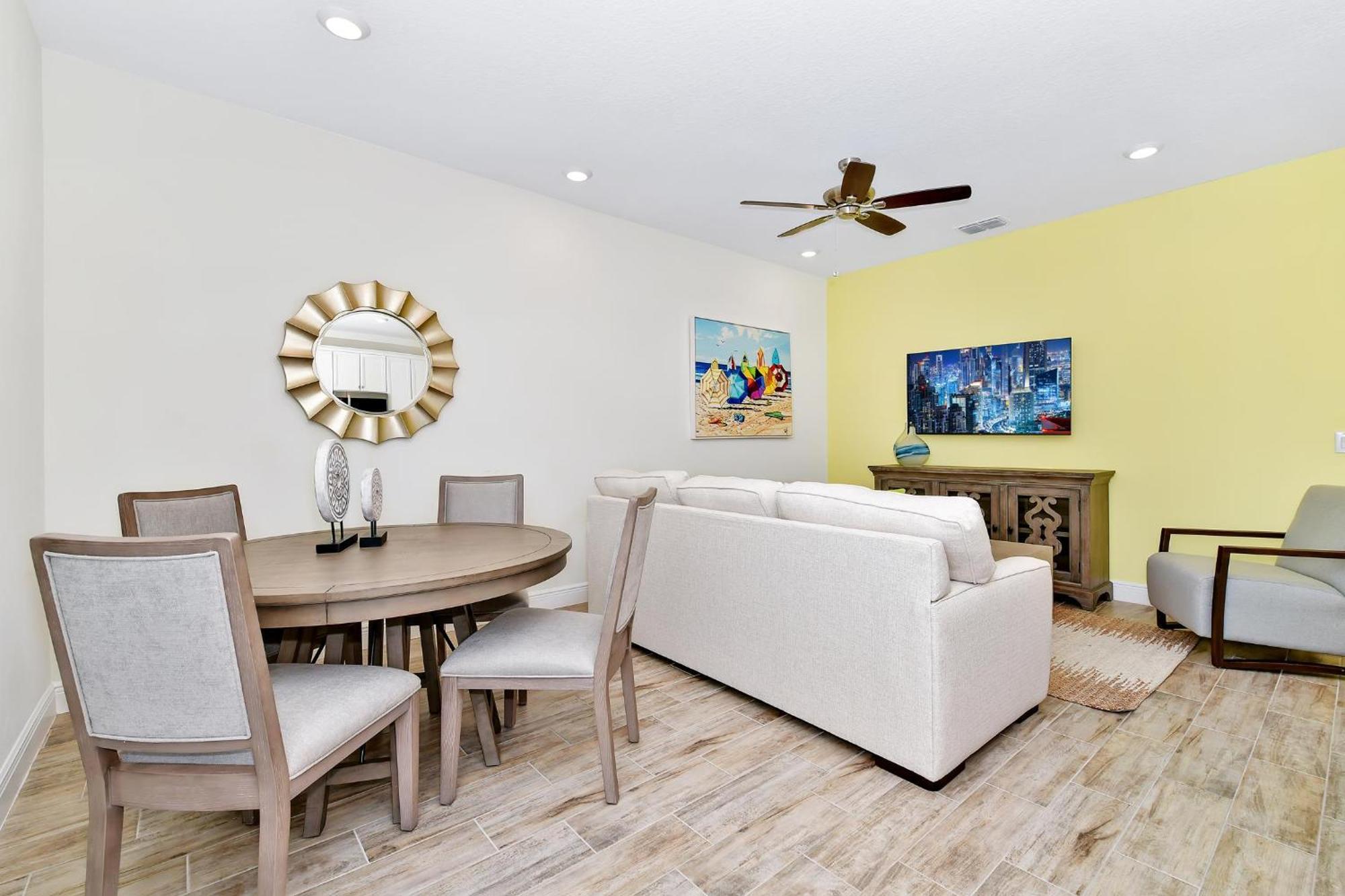 Villa Colorful Near With Margaritaville Access - 2919cl
