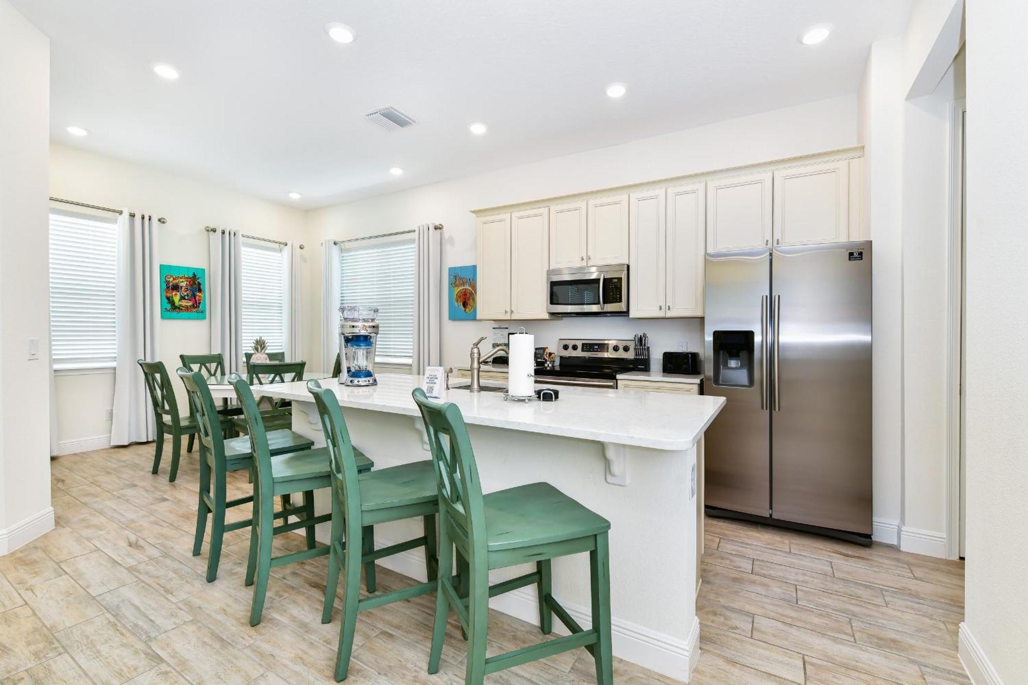 Sunny Yellow Near With Margaritaville Access - 2995la Holiday home