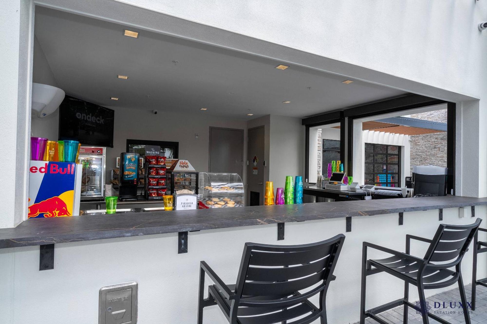 Brand New Elegance At Paradiso 6086