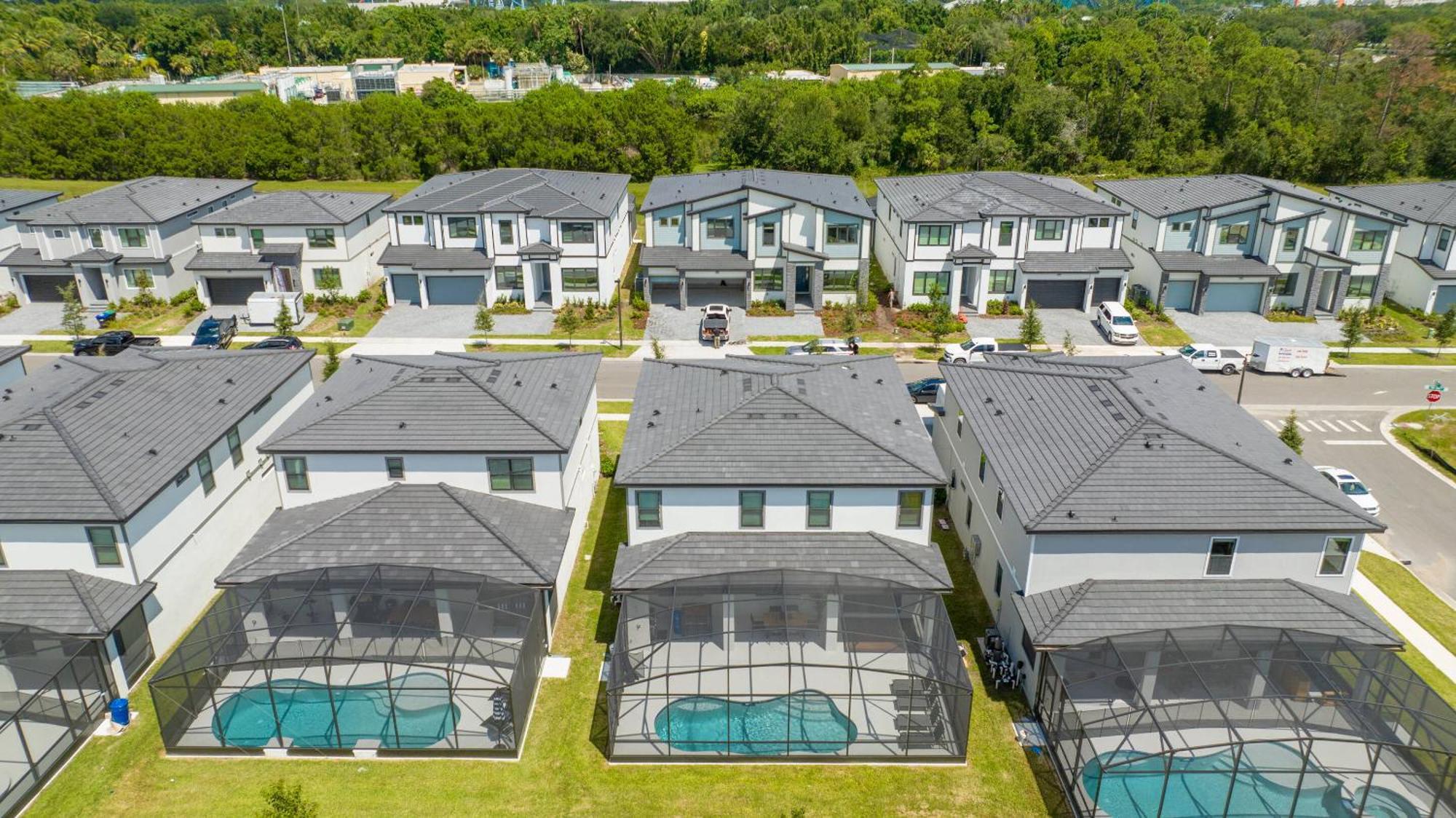 Holiday home Brand New Elegance At Paradiso 6086