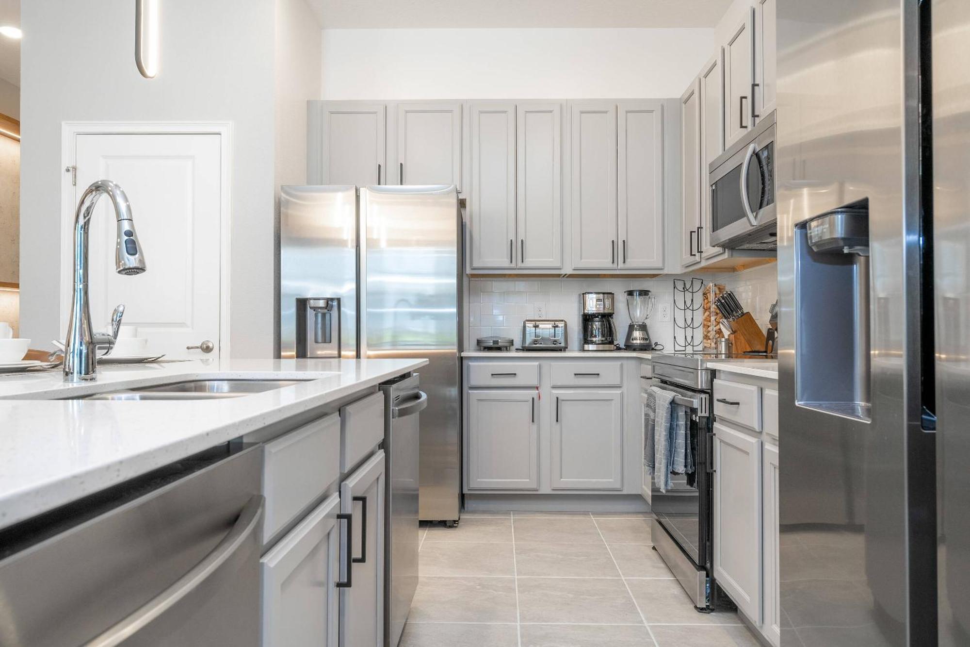 Brand New Elegance At Paradiso 6086 Orlando