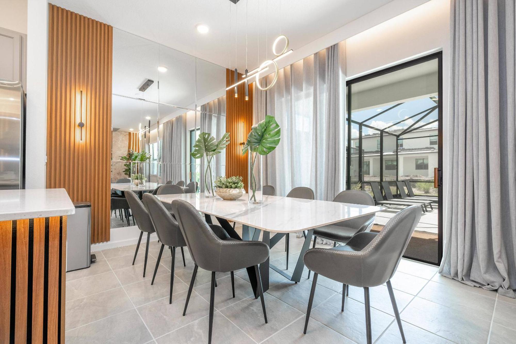 Brand New Elegance At Paradiso 6086