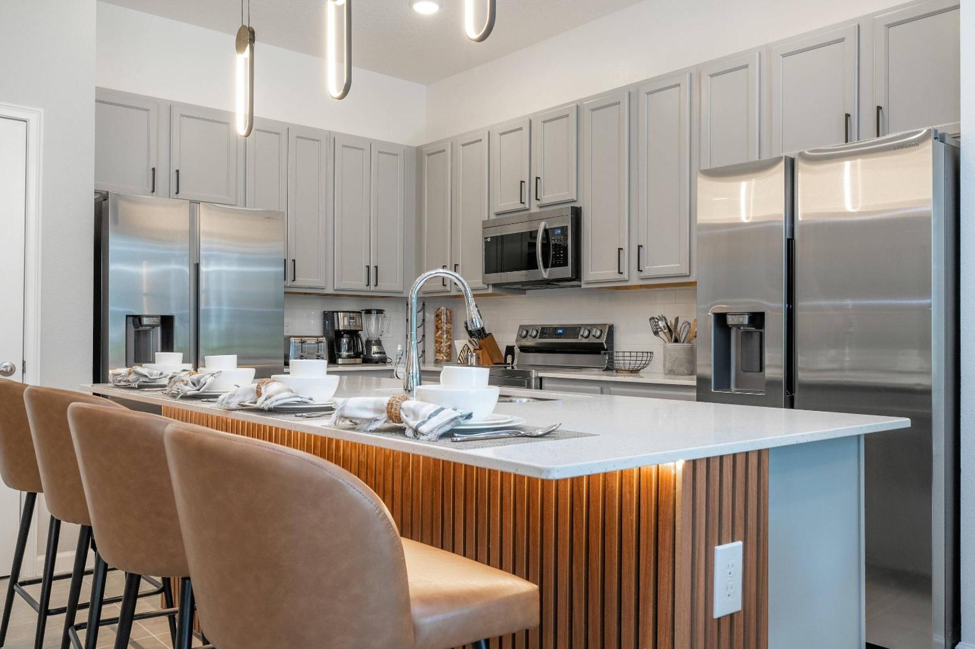 Brand New Elegance At Paradiso 6086
