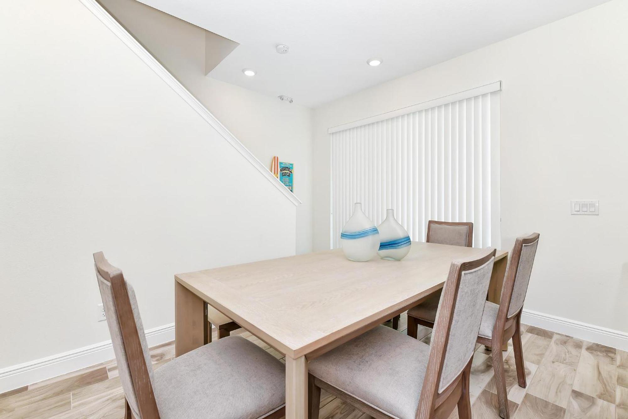 Villa Sunny Near With Margaritaville Access - 8170cp
