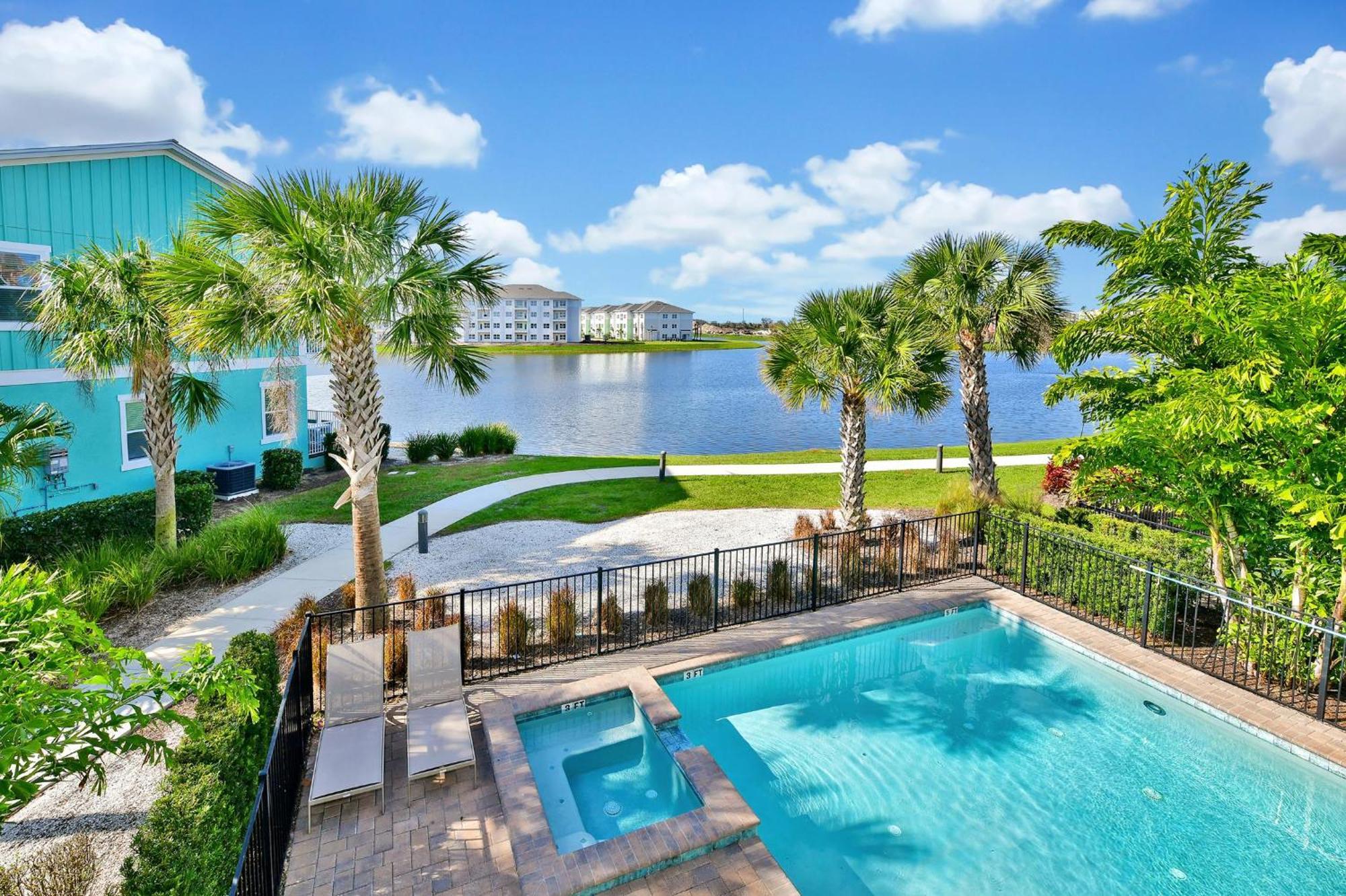 Palm Tree Paradise Private Pool Near With Margaritaville Access - 8109su