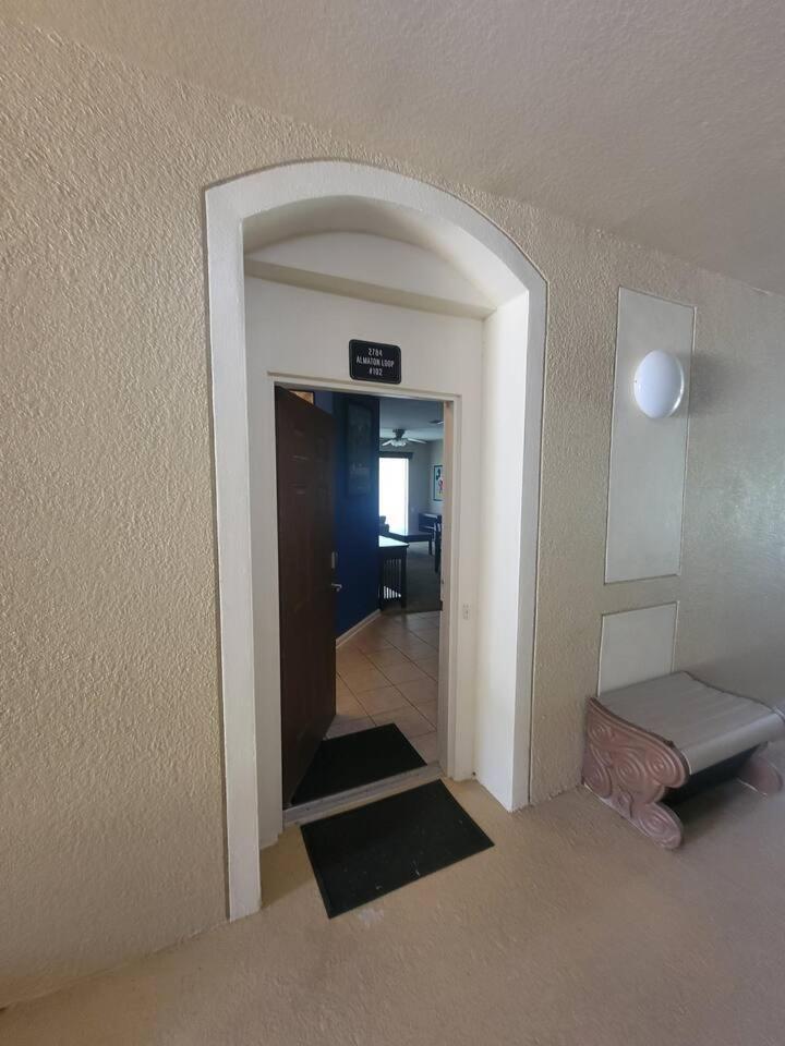 Holiday home C2784-102 Themed Free Water Park 3 Miles To Orlando