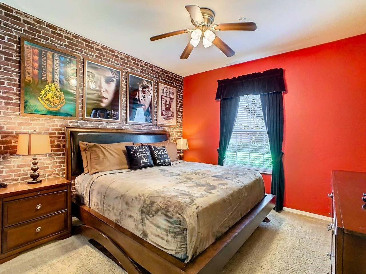 Holiday home C2784-102 Themed Free Water Park 3 Miles To Orlando